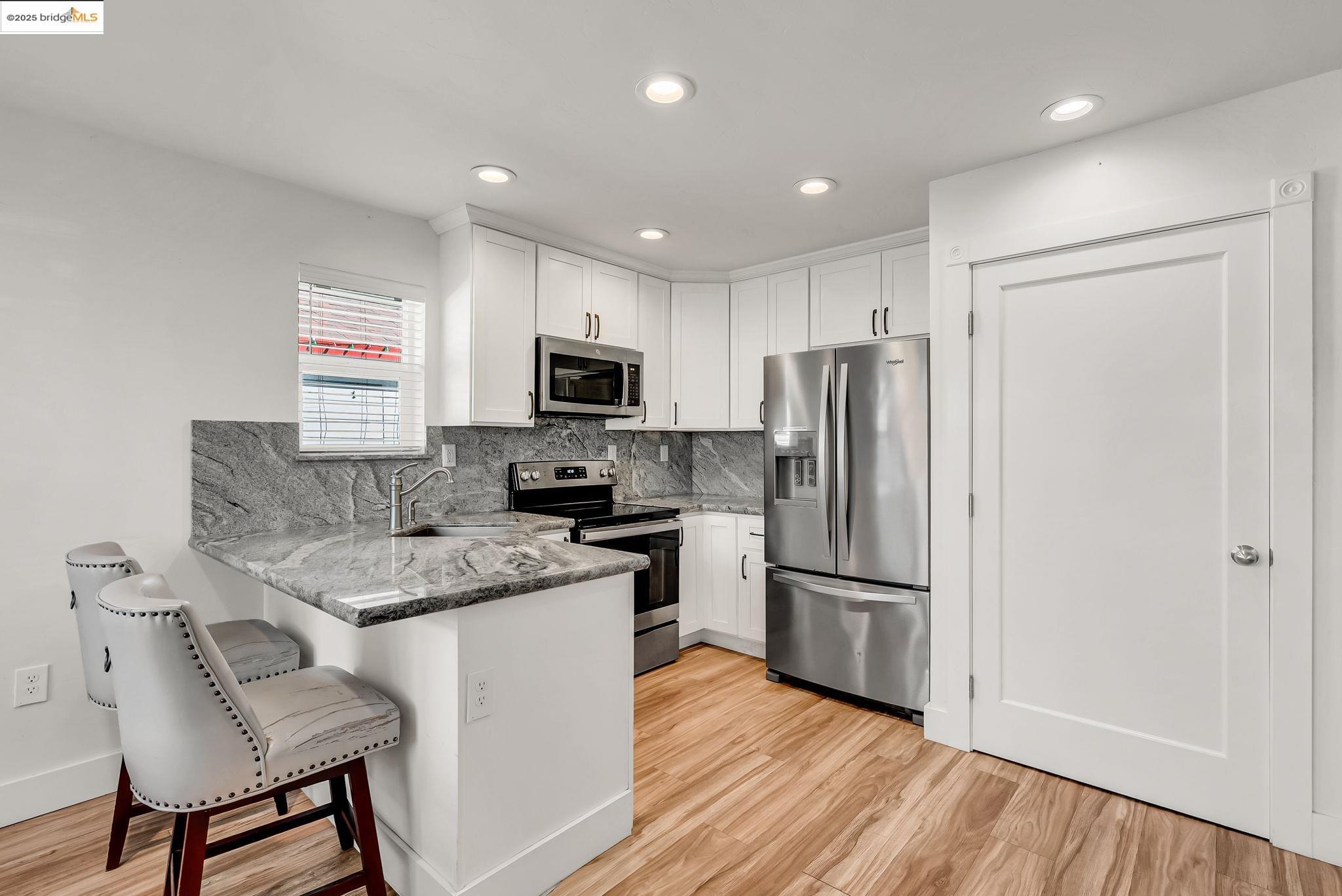 Detail Gallery Image 13 of 46 For 507 Maple Street, Livermore,  CA 94550-9999 - 1 Beds | 1 Baths