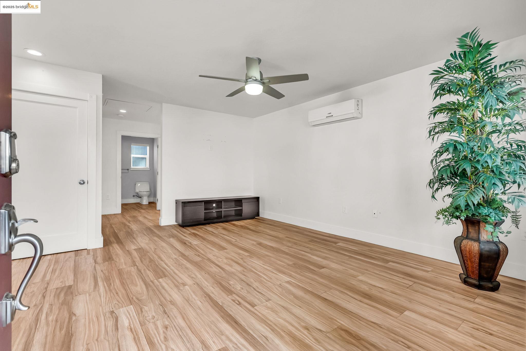 Detail Gallery Image 7 of 46 For 507 Maple Street, Livermore,  CA 94550-9999 - 1 Beds | 1 Baths