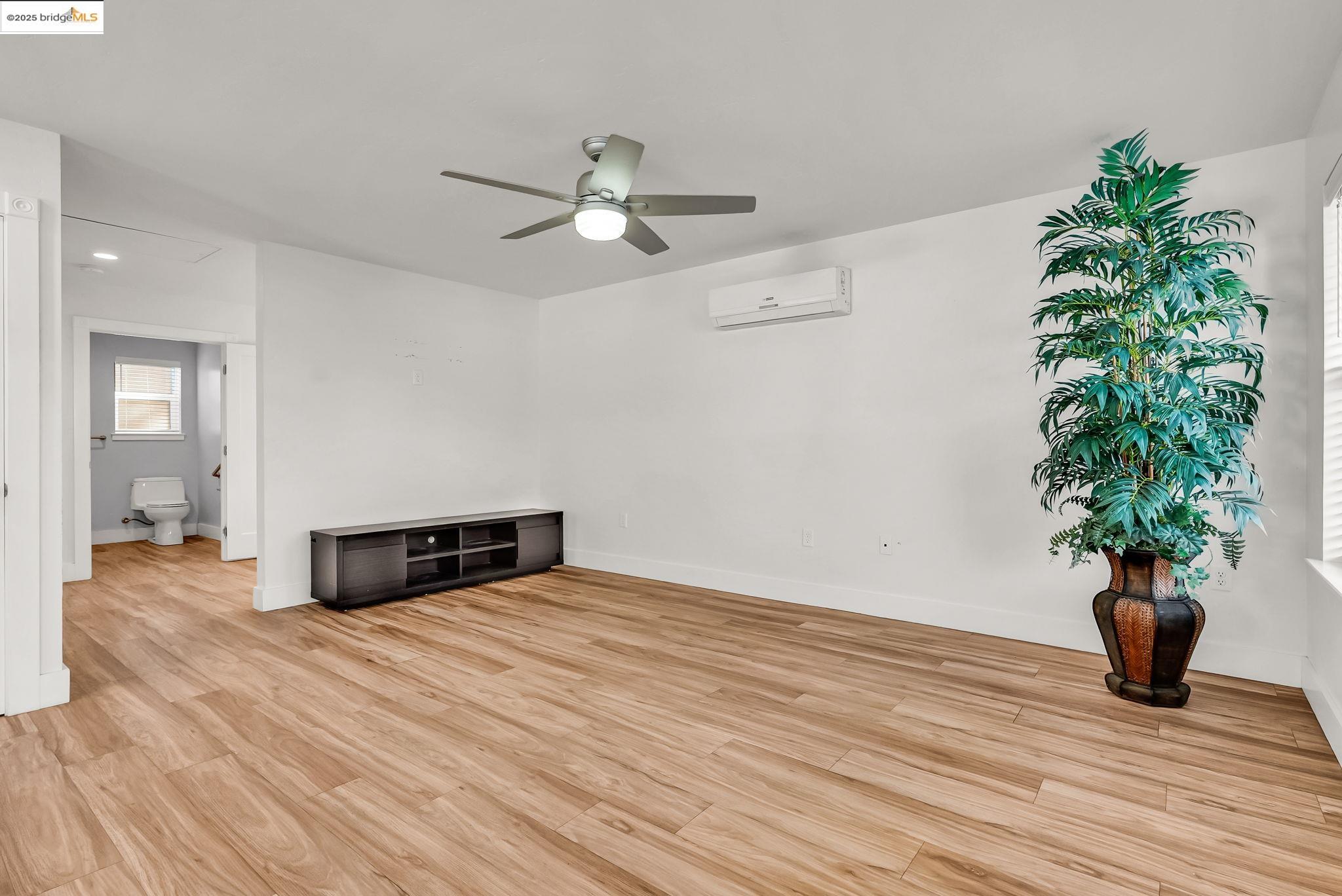 Detail Gallery Image 8 of 46 For 507 Maple Street, Livermore,  CA 94550-9999 - 1 Beds | 1 Baths