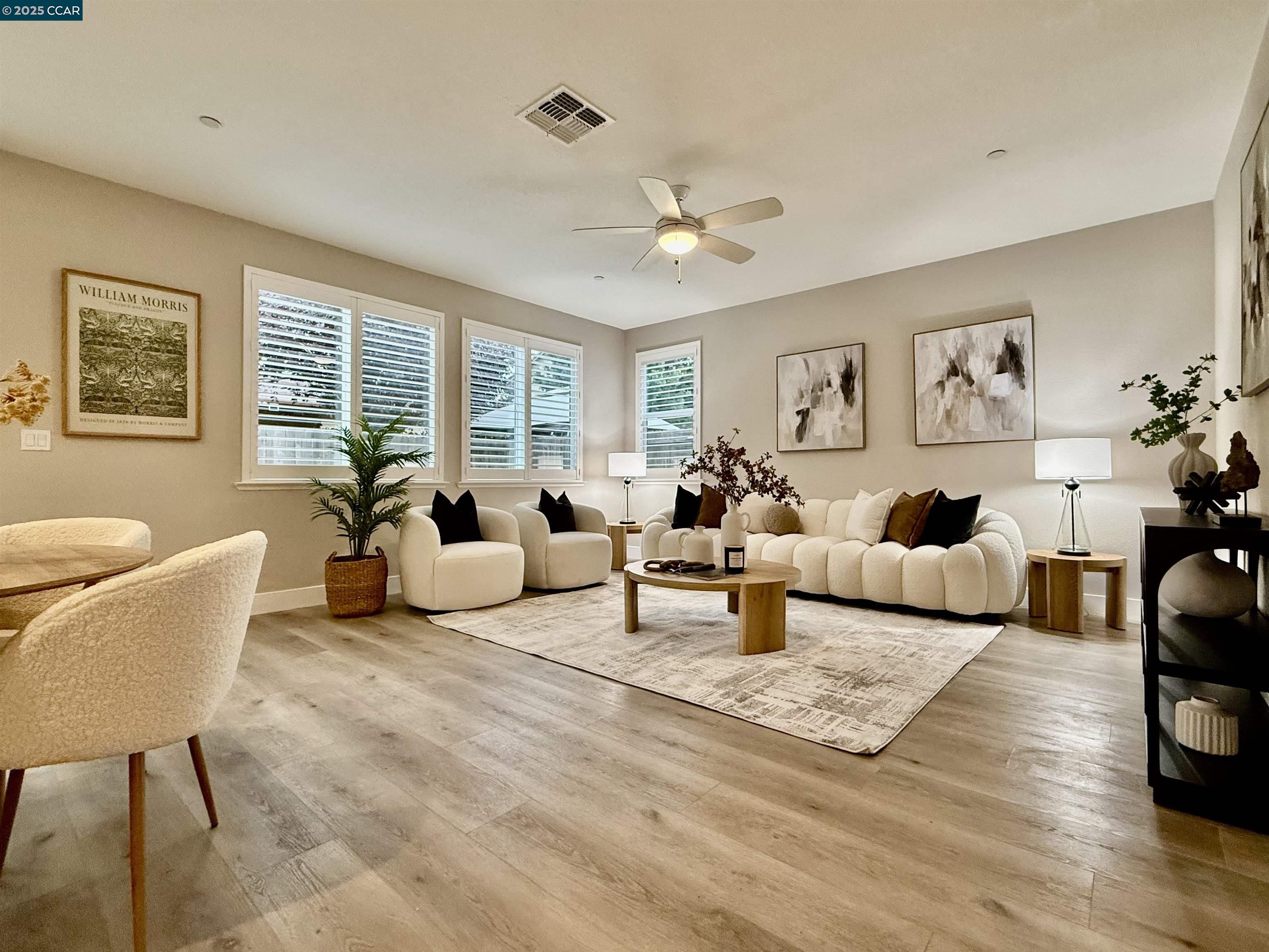 Detail Gallery Image 12 of 44 For 2209 Sunny Island Ct, Modesto,  CA 95355 - 3 Beds | 3 Baths