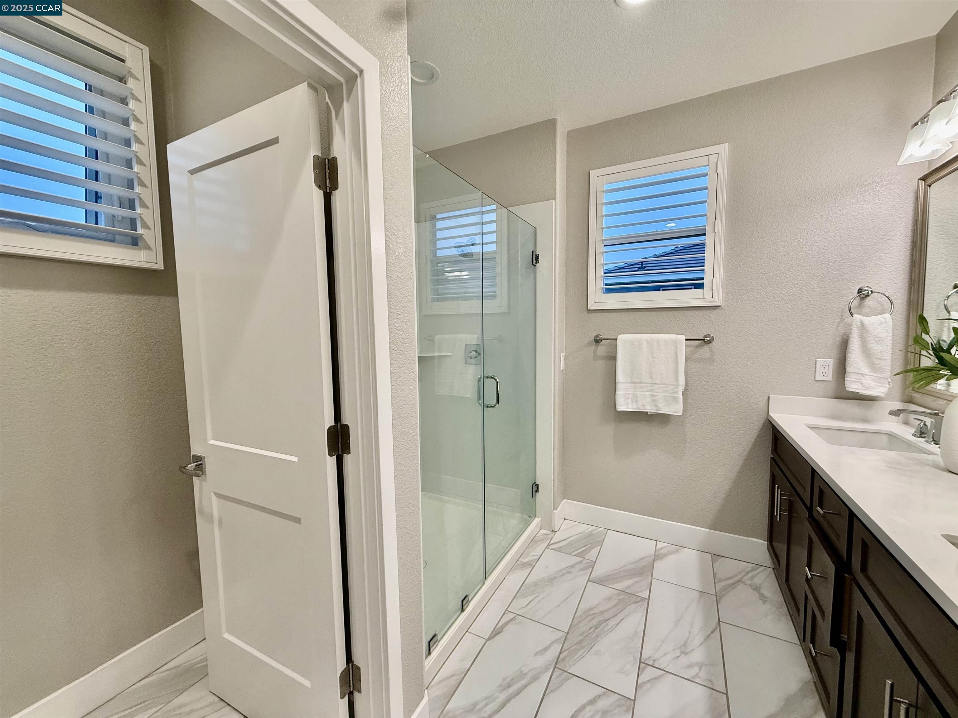 Detail Gallery Image 32 of 44 For 2209 Sunny Island Ct, Modesto,  CA 95355 - 3 Beds | 3 Baths