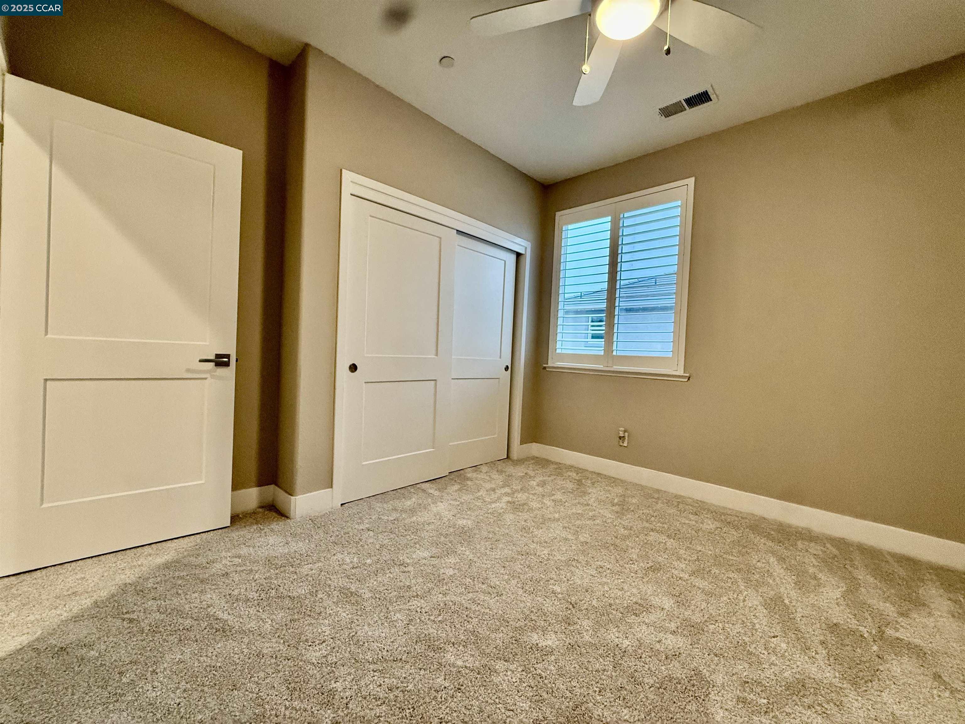 Detail Gallery Image 34 of 44 For 2209 Sunny Island Ct, Modesto,  CA 95355 - 3 Beds | 3 Baths