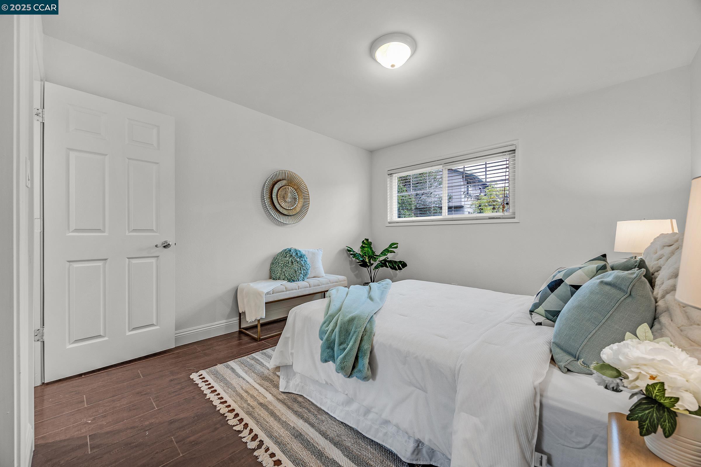 Detail Gallery Image 16 of 41 For 971 W Green St, Martinez,  CA 94553 - 4 Beds | 2 Baths