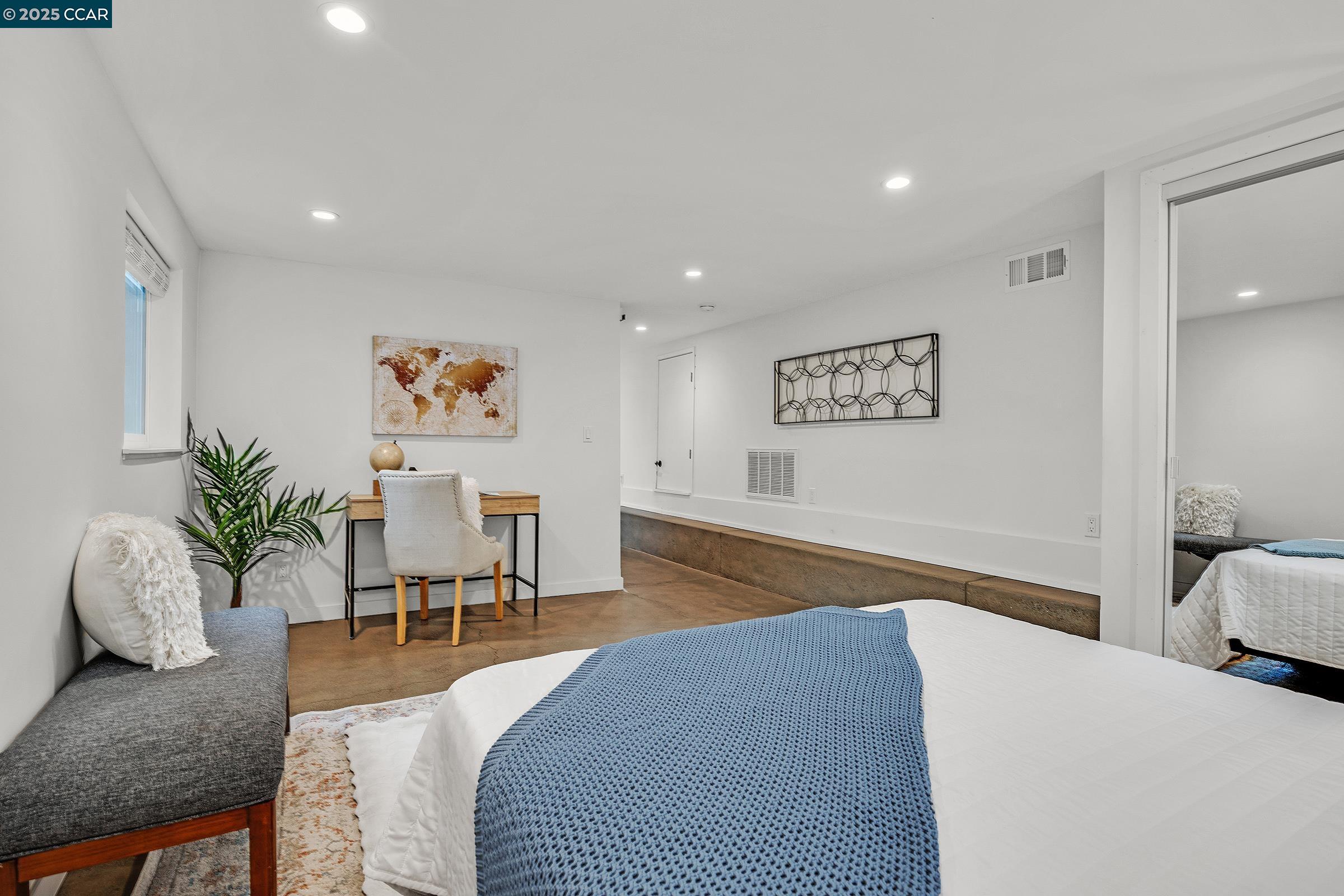 Detail Gallery Image 28 of 41 For 971 W Green St, Martinez,  CA 94553 - 4 Beds | 2 Baths