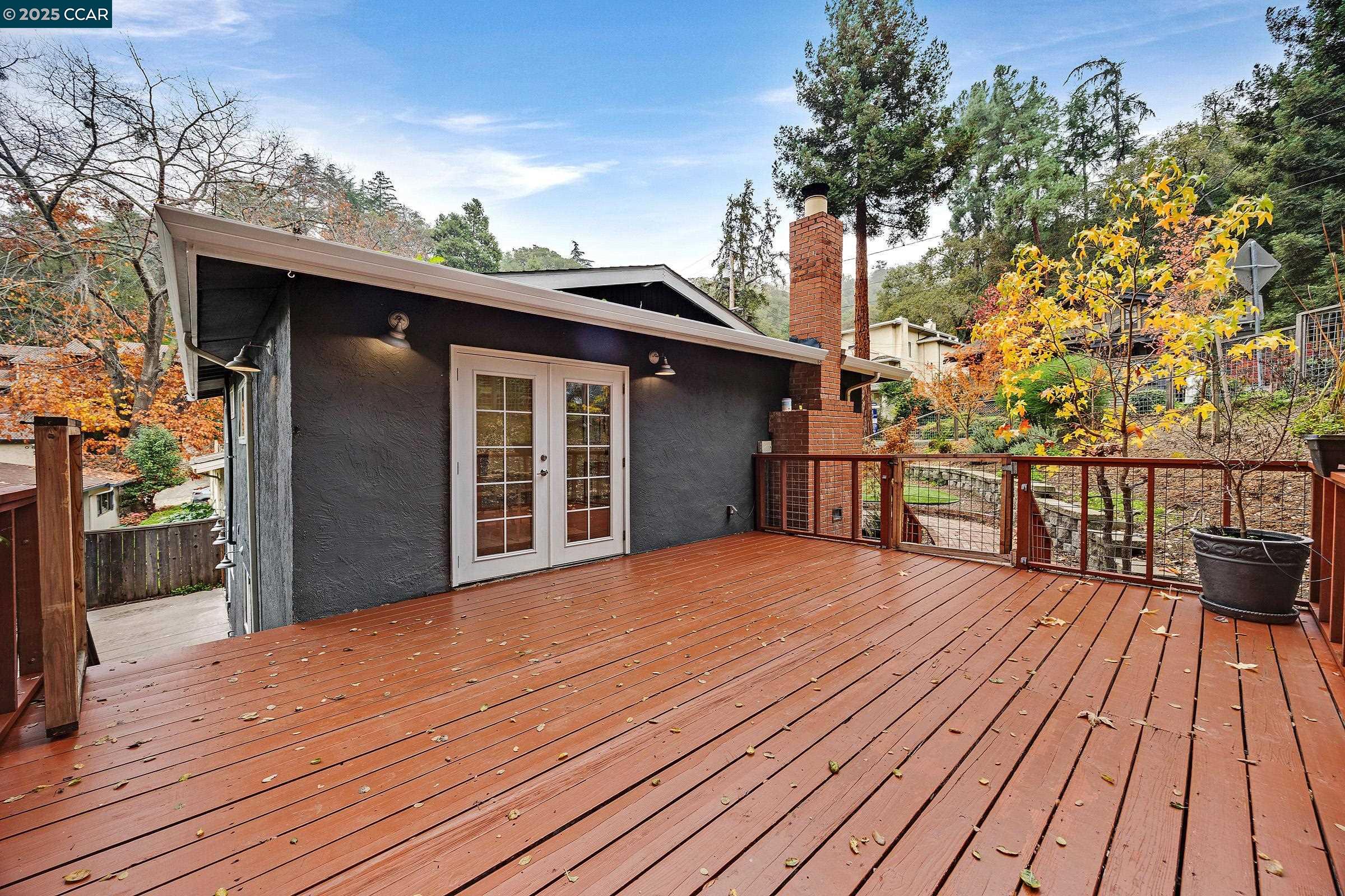 Detail Gallery Image 31 of 41 For 971 W Green St, Martinez,  CA 94553 - 4 Beds | 2 Baths