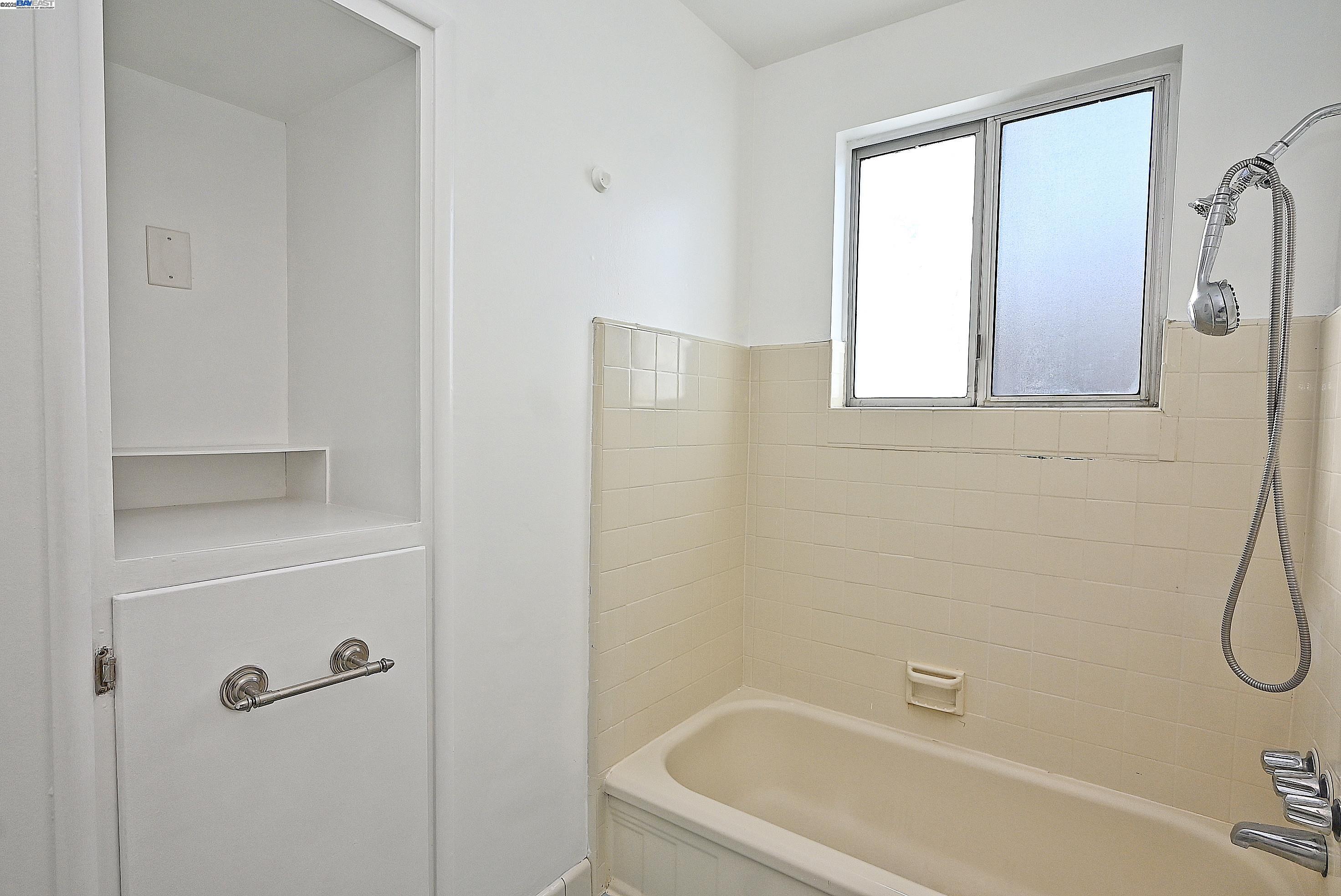 Detail Gallery Image 15 of 30 For 314 Sparling Dr, Hayward,  CA 94544 - 3 Beds | 1 Baths