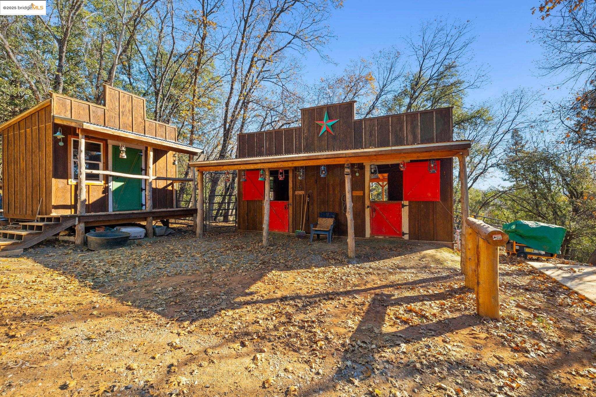 Detail Gallery Image 39 of 55 For 16144 Big Hill Road, Sonora,  CA 95370 - 2 Beds | 2 Baths