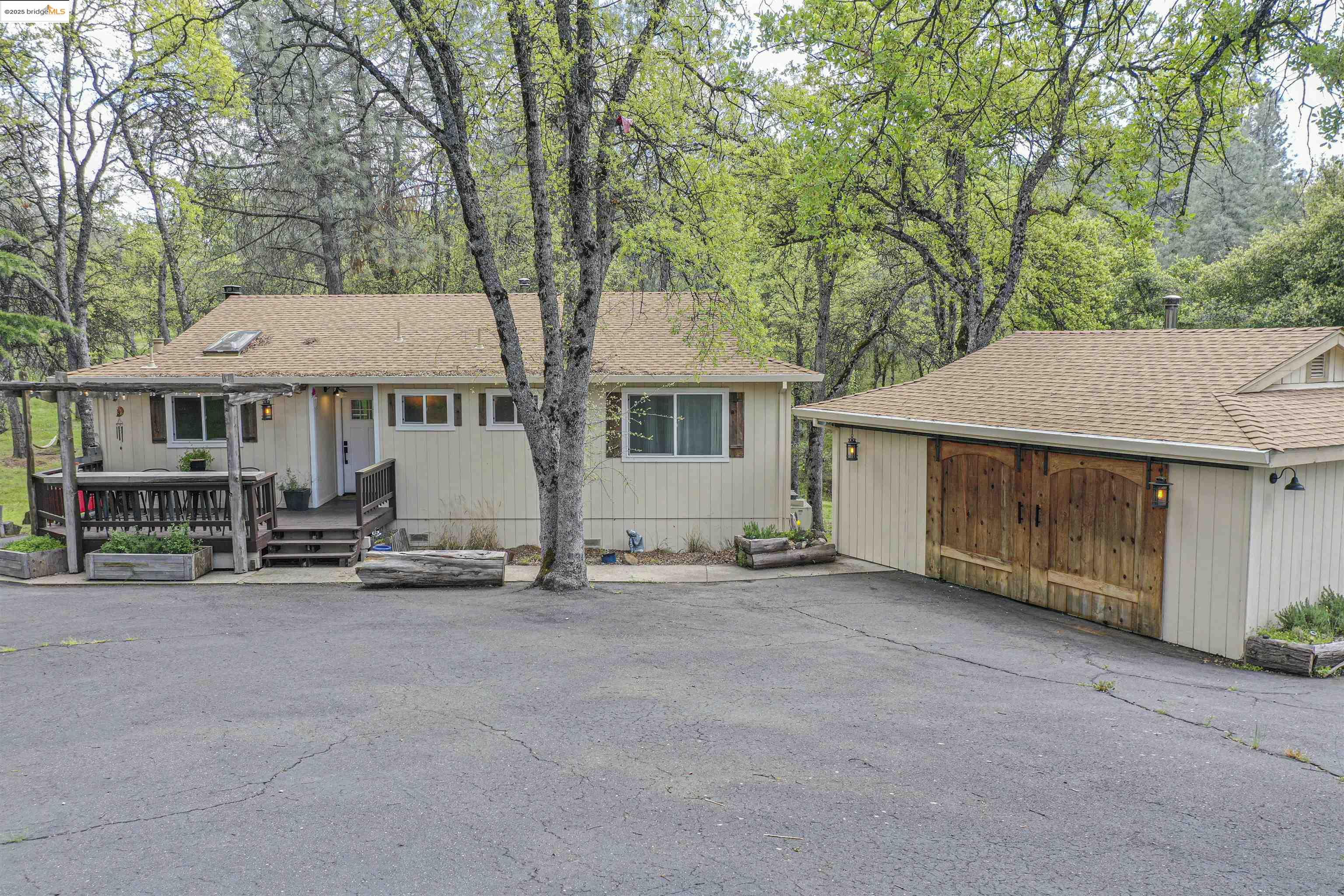 Front Image Thumbnail for EB41119135