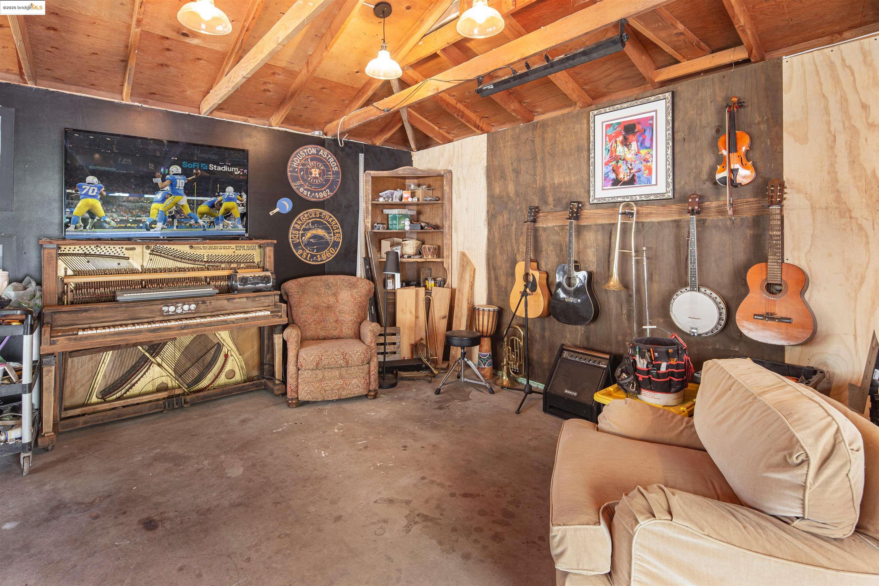 Detail Gallery Image 36 of 42 For 12874 Green Valley Cir, Groveland,  CA 95321 - 3 Beds | 2 Baths