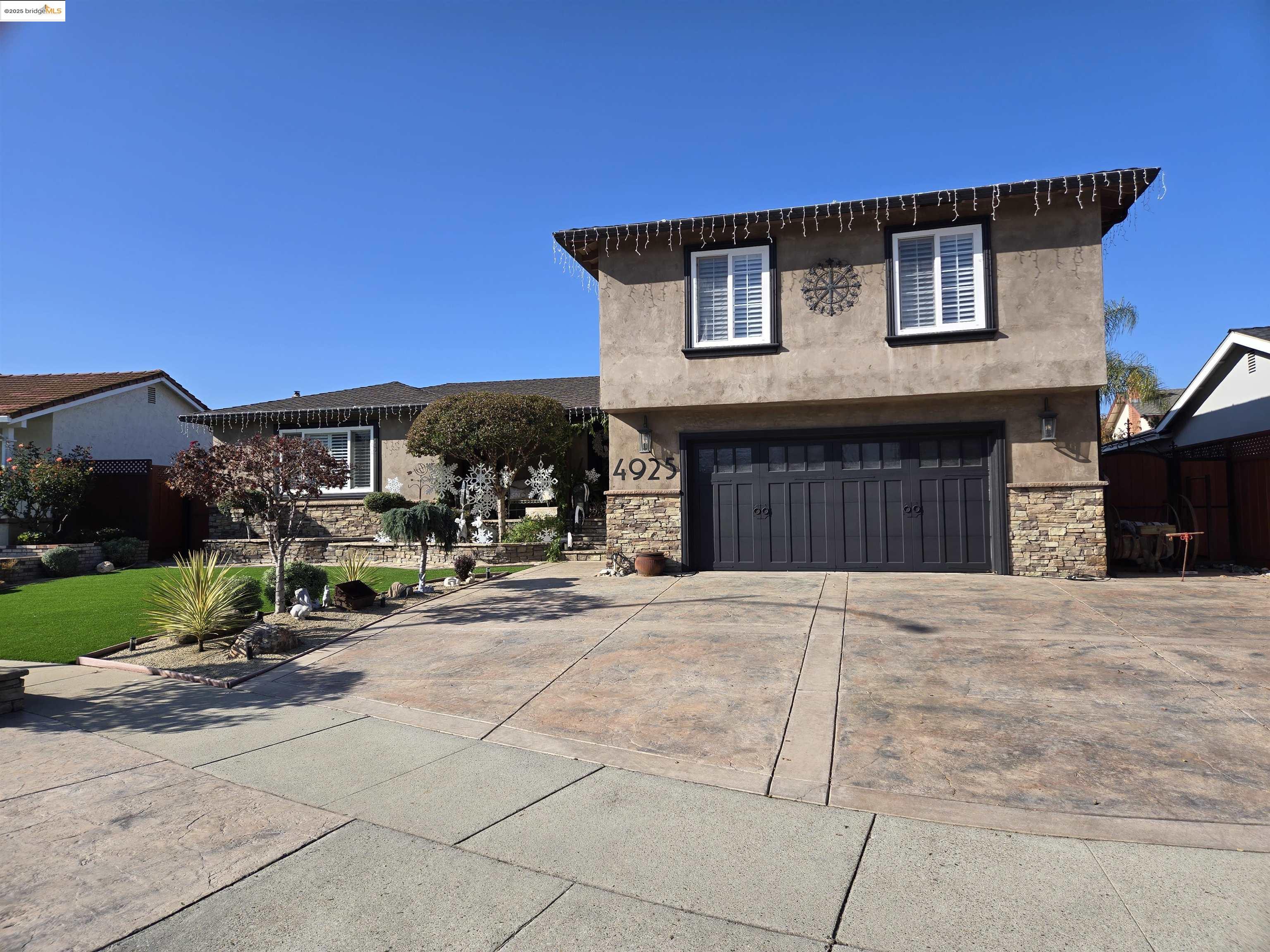 Front Image Thumbnail for EB41119136