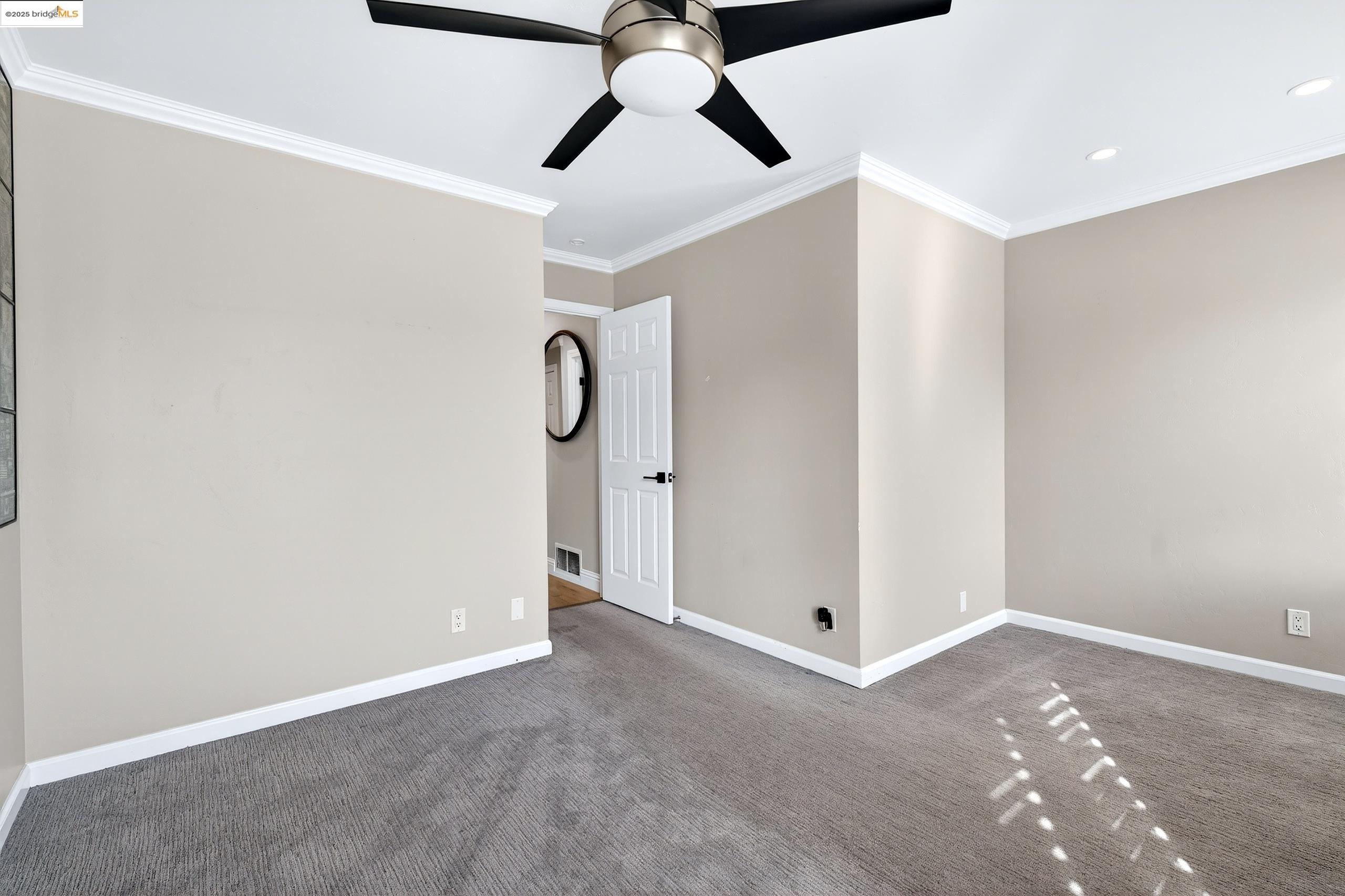 Detail Gallery Image 22 of 46 For 4925 New Ramsey Ct, San Jose,  CA 95136 - 4 Beds | 2/1 Baths