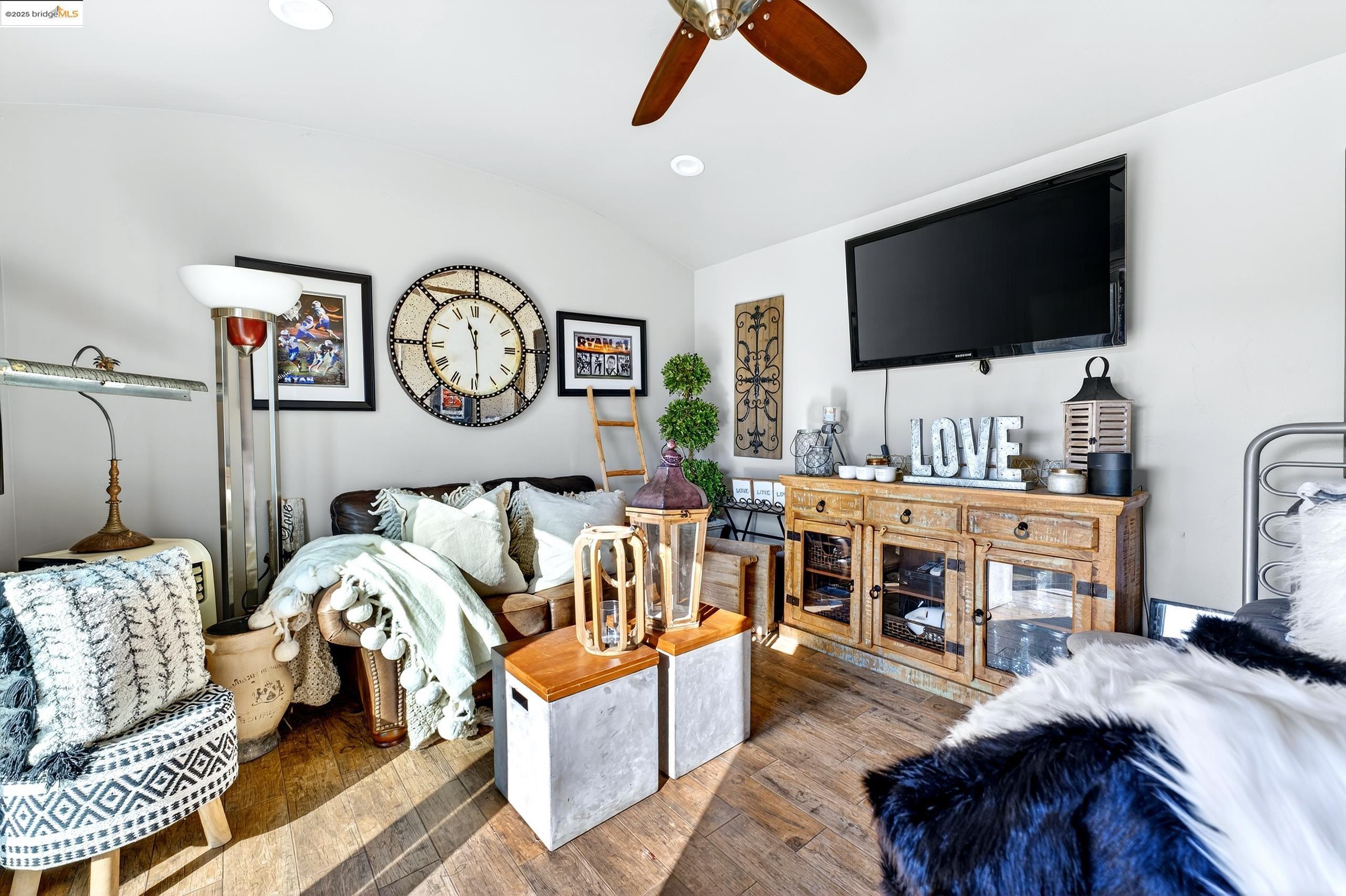 Detail Gallery Image 32 of 46 For 4925 New Ramsey Ct, San Jose,  CA 95136 - 4 Beds | 2/1 Baths