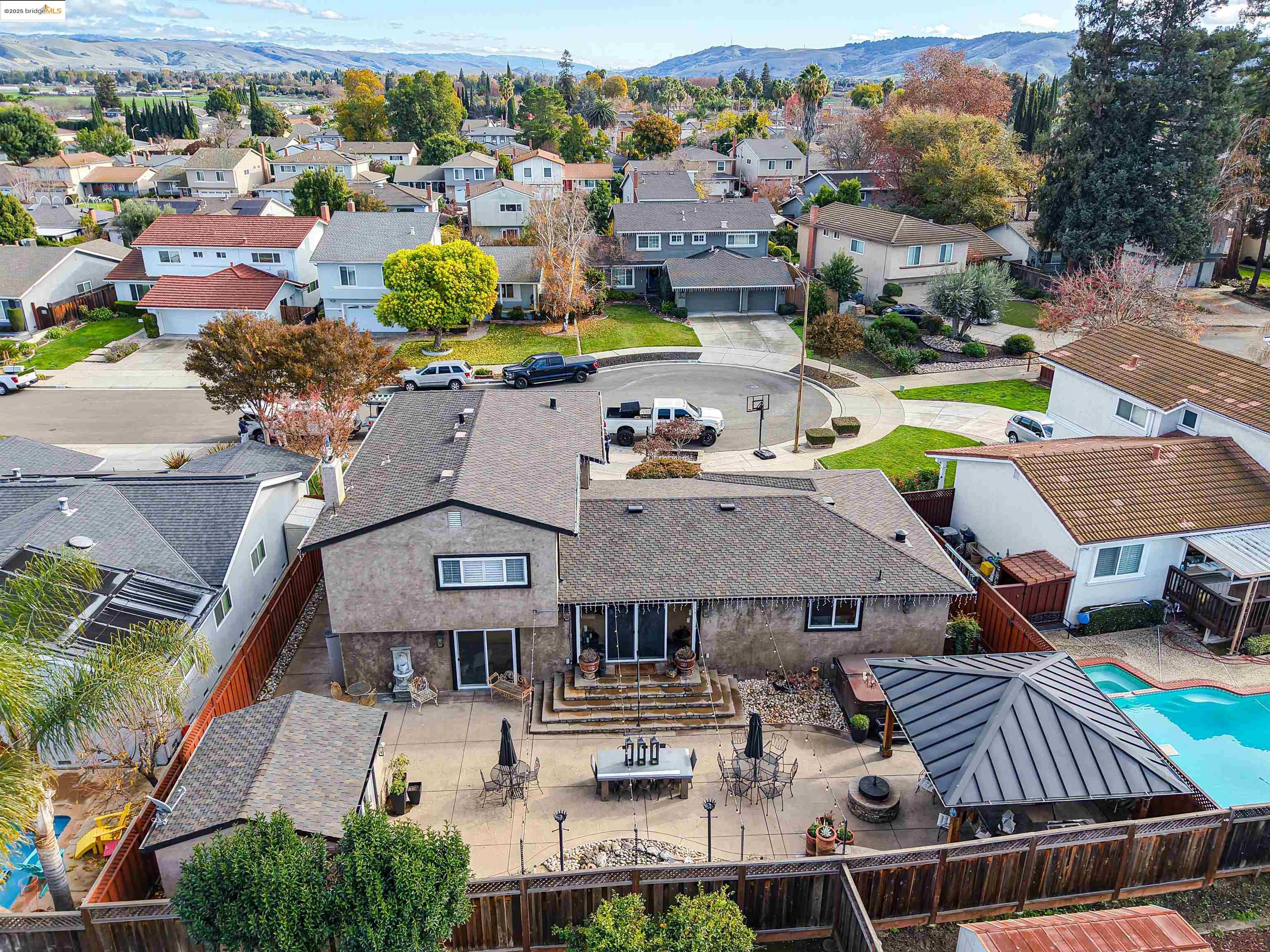 Detail Gallery Image 45 of 46 For 4925 New Ramsey Ct, San Jose,  CA 95136 - 4 Beds | 2/1 Baths