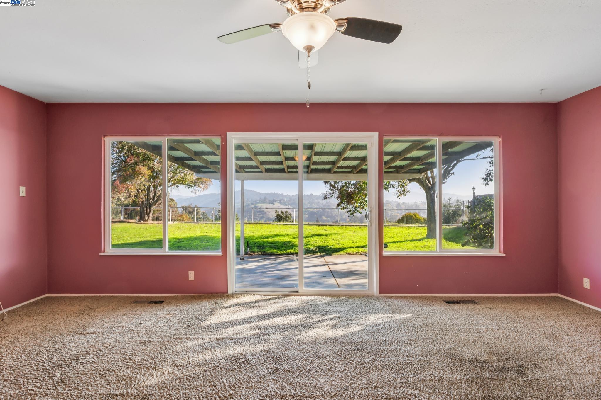 Detail Gallery Image 13 of 58 For 1273 Mcdonald Dr, Pinole,  CA 94564 - 3 Beds | 2 Baths