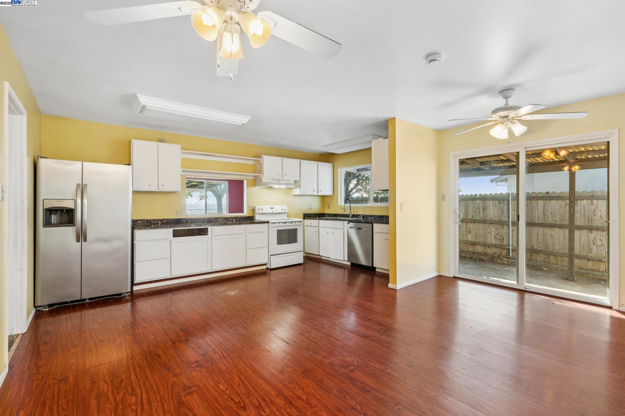 Detail Gallery Image 17 of 58 For 1273 Mcdonald Dr, Pinole,  CA 94564 - 3 Beds | 2 Baths