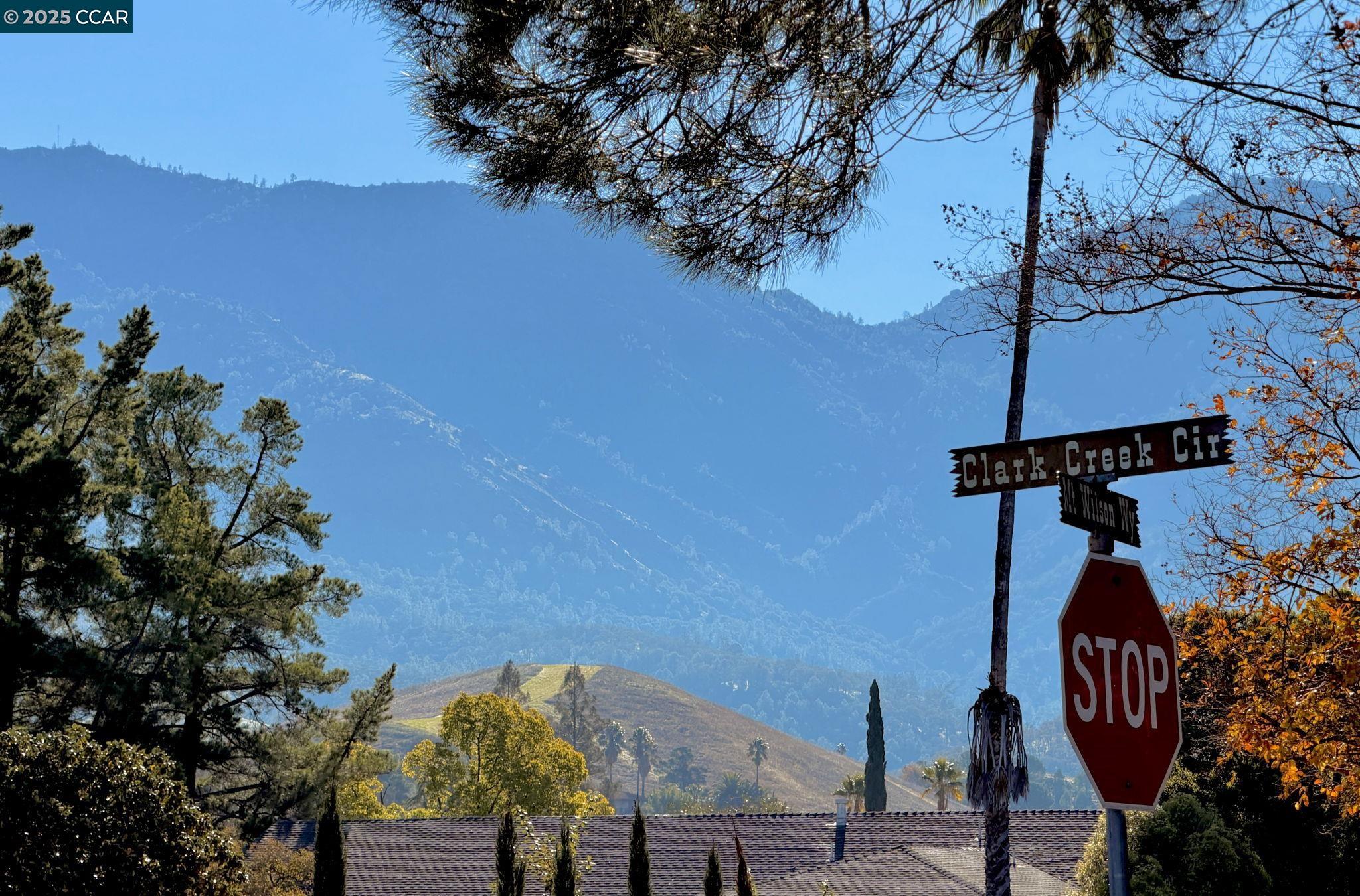 Detail Gallery Image 16 of 27 For 20 Clark Creek Cir, Clayton,  CA 94517 - 3 Beds | 2 Baths