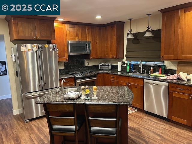 Detail Gallery Image 2 of 15 For 3745 Northridge Drive, Concord,  CA 94518-1646 - 4 Beds | 2 Baths