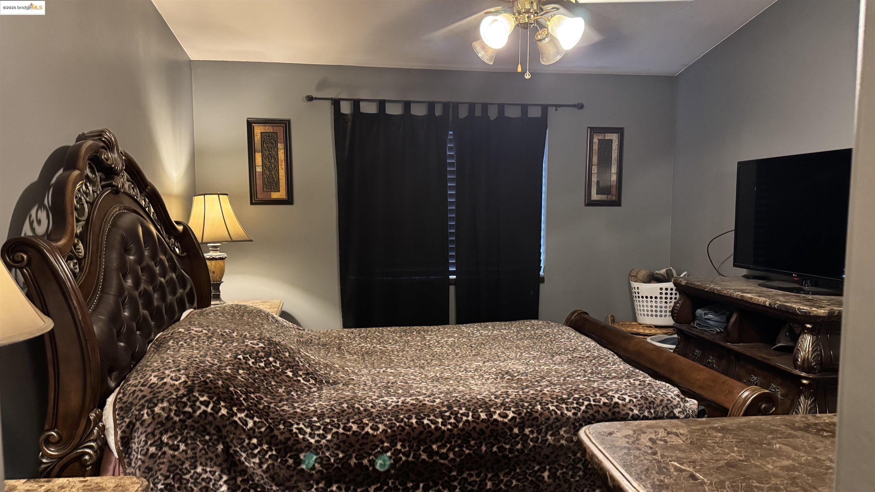 Detail Gallery Image 7 of 11 For 628 Norboe, Corcoran,  CA 93212 - 4 Beds | 2 Baths