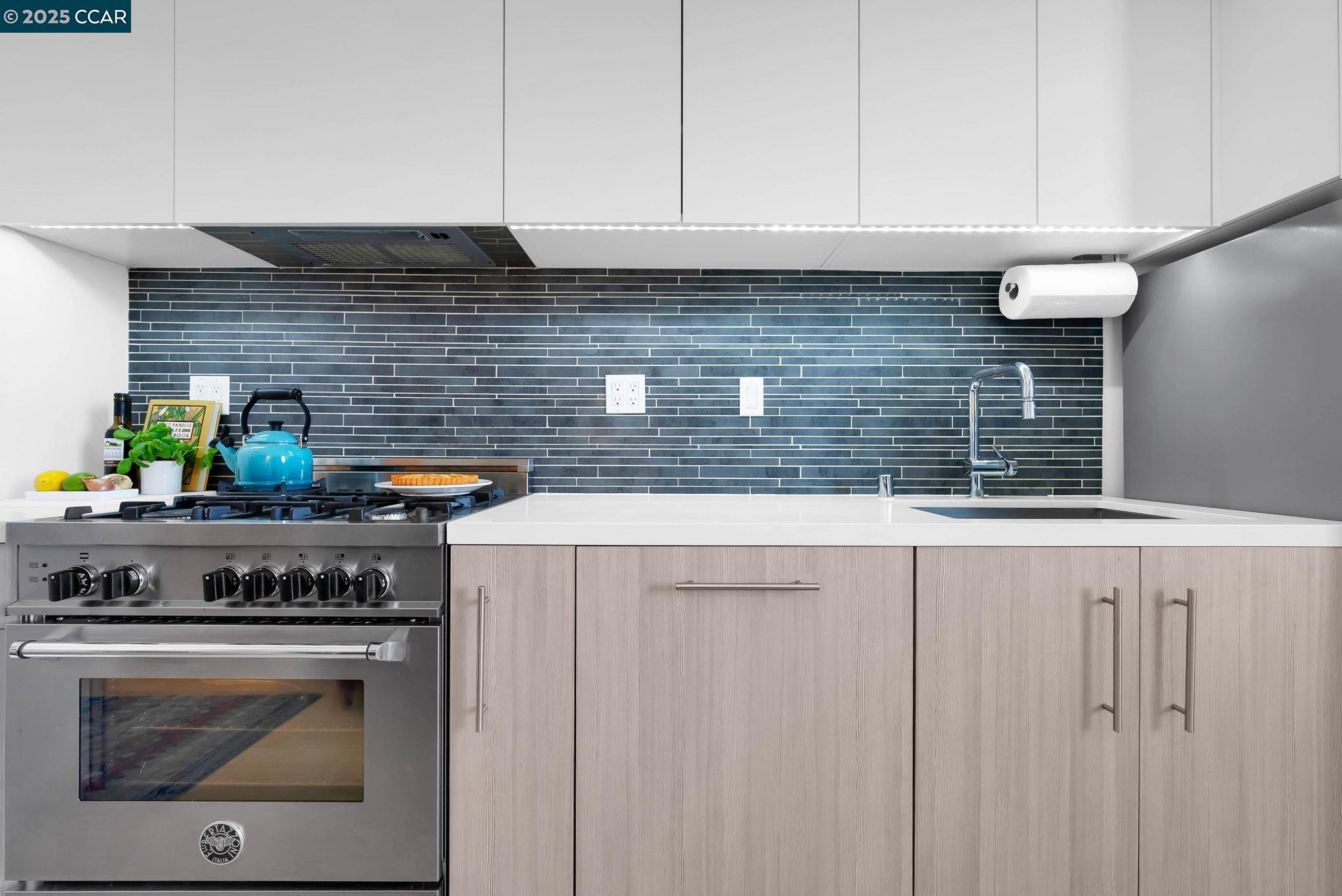 Detail Gallery Image 11 of 46 For 1515 15th St #501,  San Francisco,  CA 94103 - 0 Beds | 1 Baths