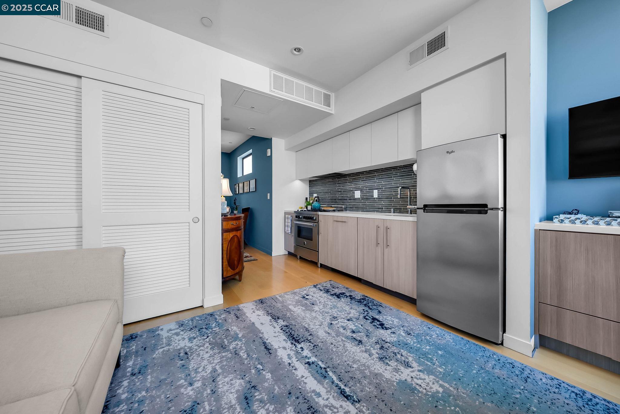 Detail Gallery Image 15 of 46 For 1515 15th St #501,  San Francisco,  CA 94103 - 0 Beds | 1 Baths