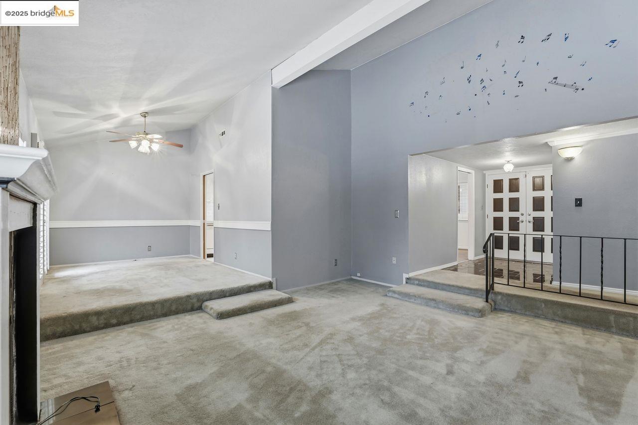 Detail Gallery Image 8 of 36 For 3239 W Creek, Stockton,  CA 95209 - 3 Beds | 2 Baths