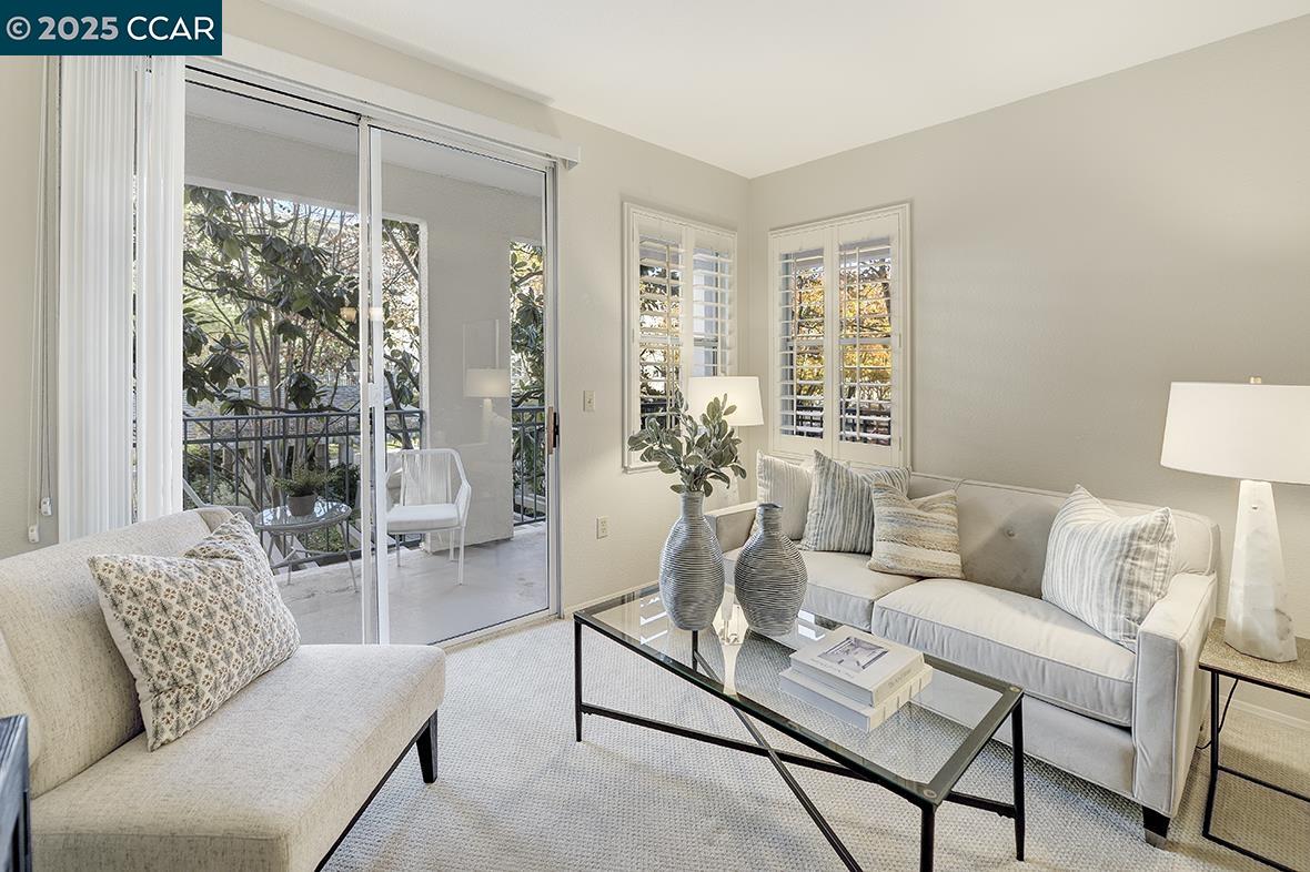 Detail Gallery Image 2 of 45 For 1860 Tice Creek Dr #1239,  Walnut Creek,  CA 94595 - 2 Beds | 2 Baths