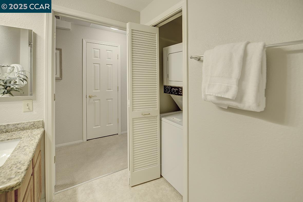 Detail Gallery Image 20 of 45 For 1860 Tice Creek Dr #1239,  Walnut Creek,  CA 94595 - 2 Beds | 2 Baths