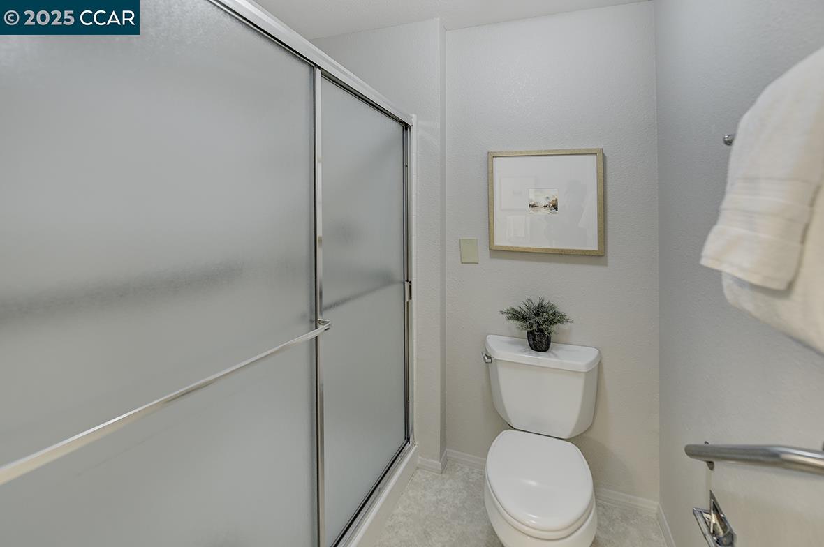 Detail Gallery Image 27 of 45 For 1860 Tice Creek Dr #1239,  Walnut Creek,  CA 94595 - 2 Beds | 2 Baths