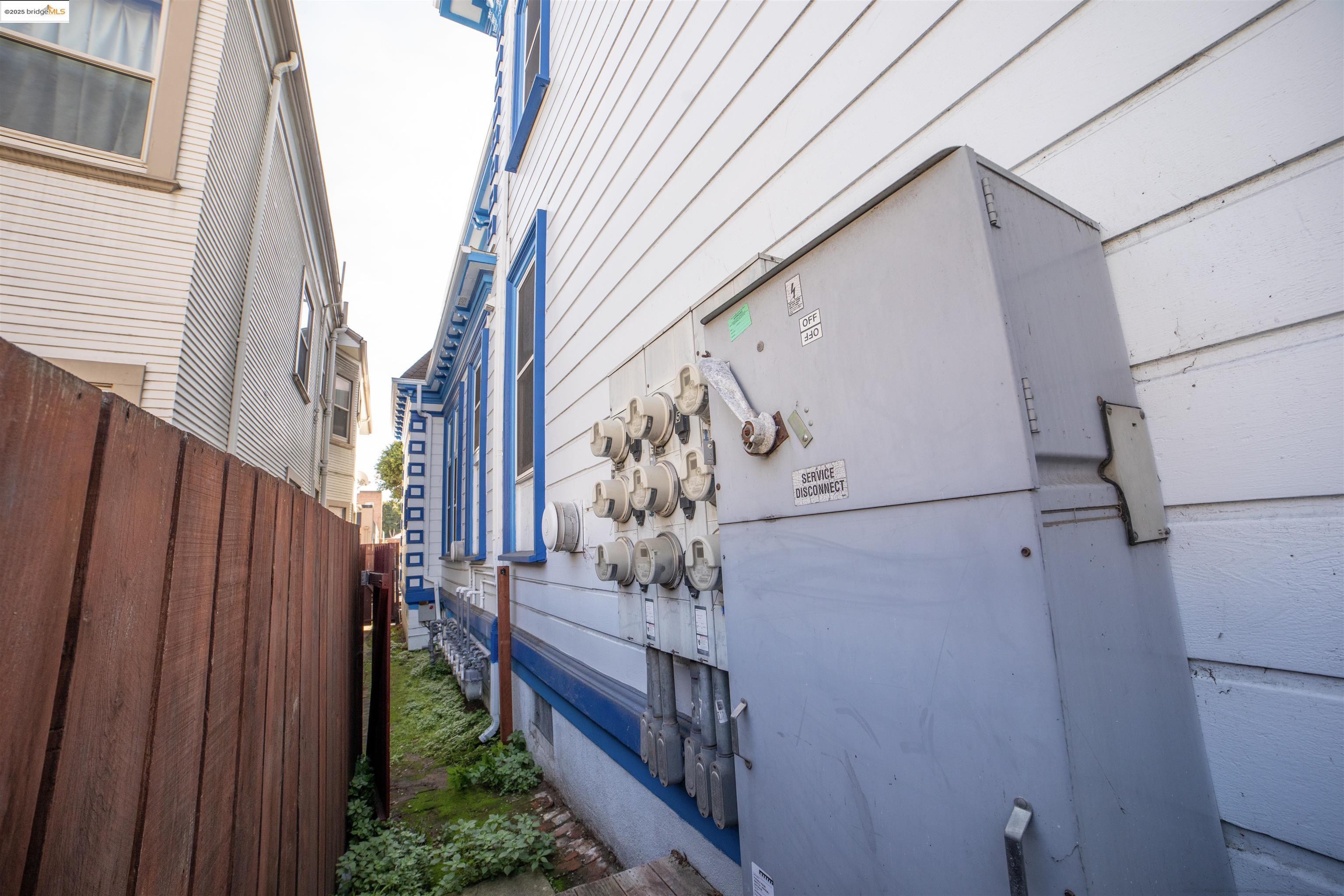 Detail Gallery Image 36 of 37 For 1009 Madison St, Oakland,  CA 94607 - – Beds | – Baths