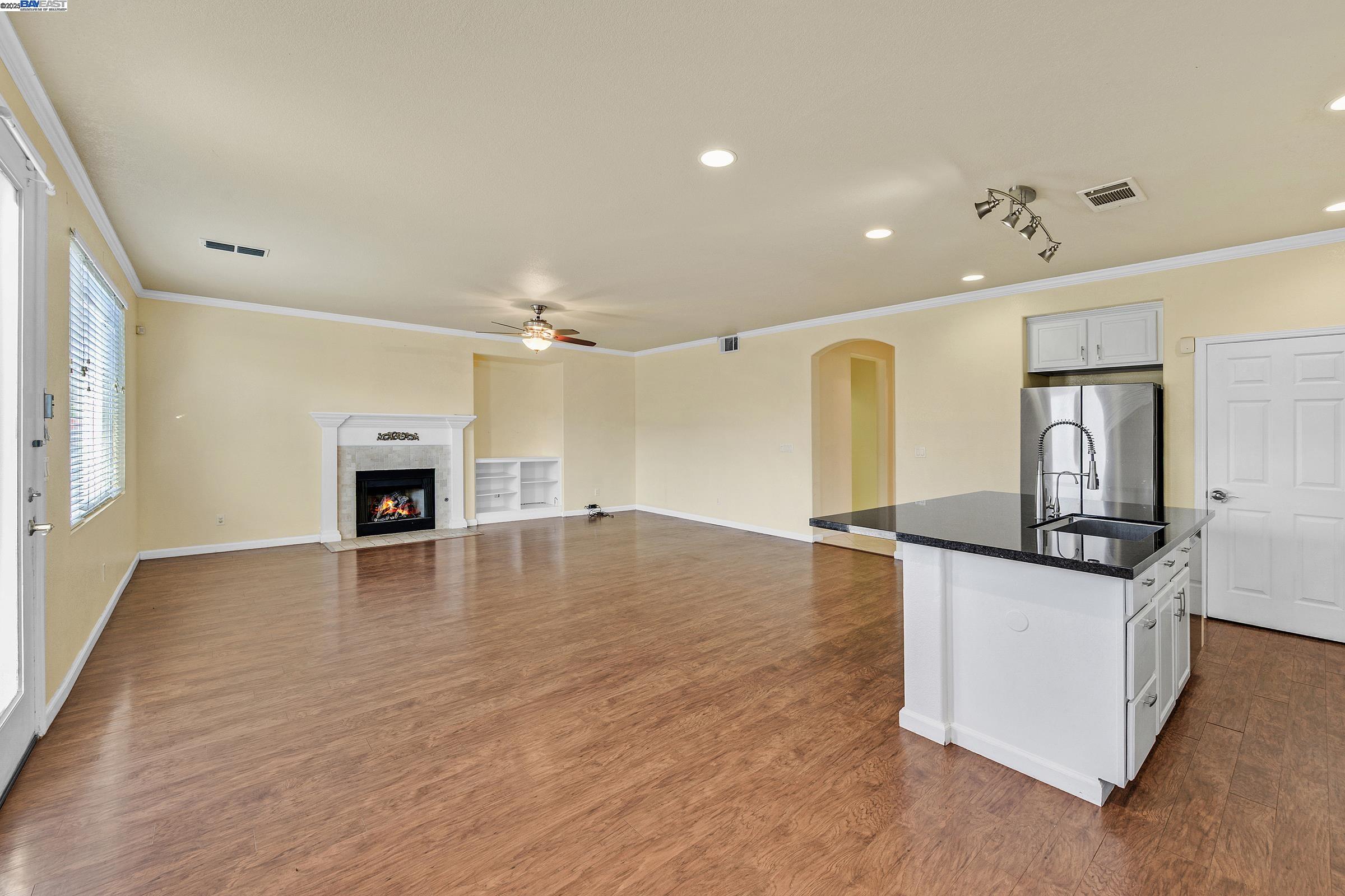 Detail Gallery Image 17 of 60 For 1419 Nubian St, Patterson,  CA 95363 - 5 Beds | 3/1 Baths