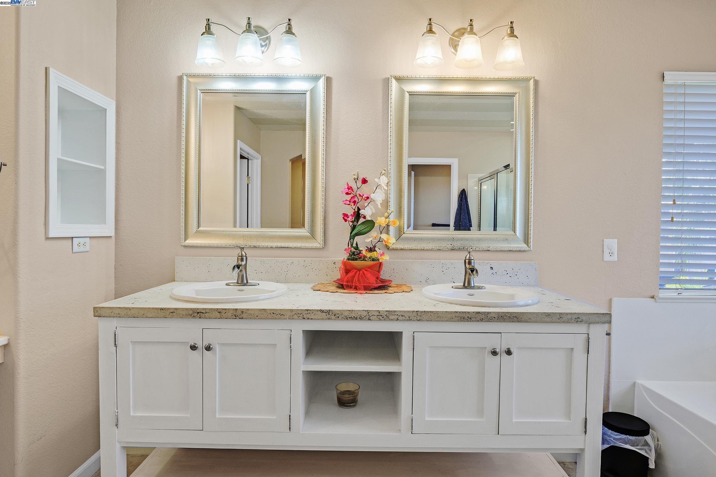 Detail Gallery Image 27 of 60 For 1419 Nubian St, Patterson,  CA 95363 - 5 Beds | 3/1 Baths