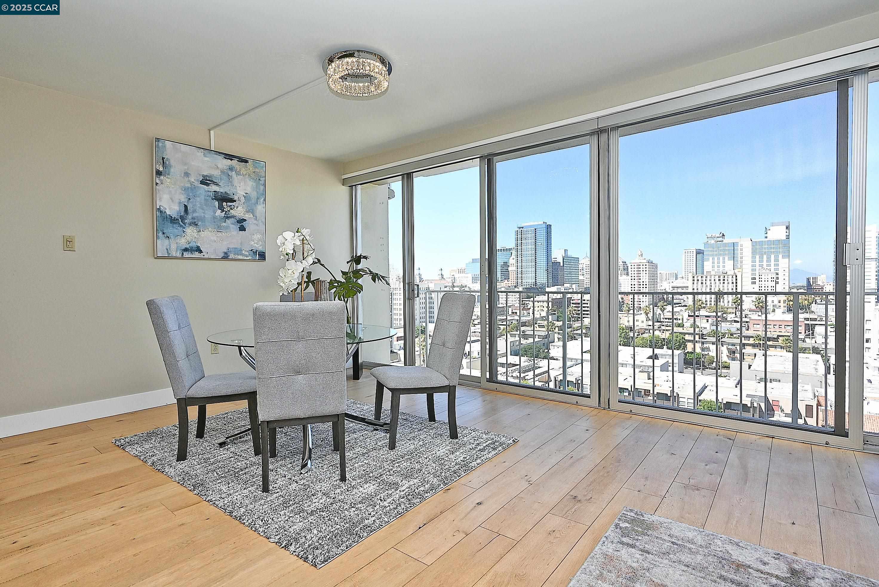 Detail Gallery Image 17 of 38 For 1555 Lakeside Drive #184,  Oakland,  CA 94612 - 2 Beds | 2 Baths