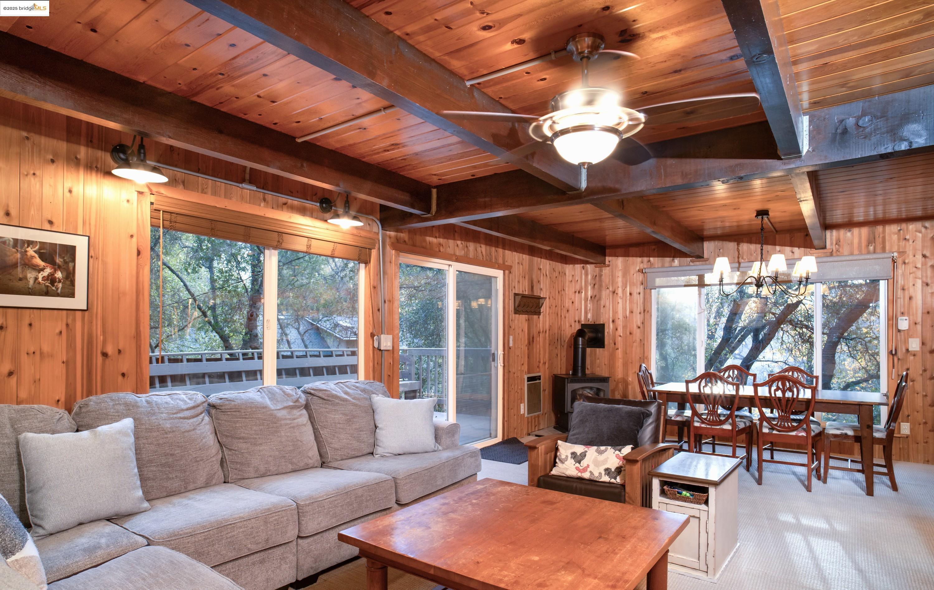 Detail Gallery Image 10 of 41 For 19935 Pleasantview Dr, Groveland,  CA 95321-9999 - 3 Beds | 1/1 Baths