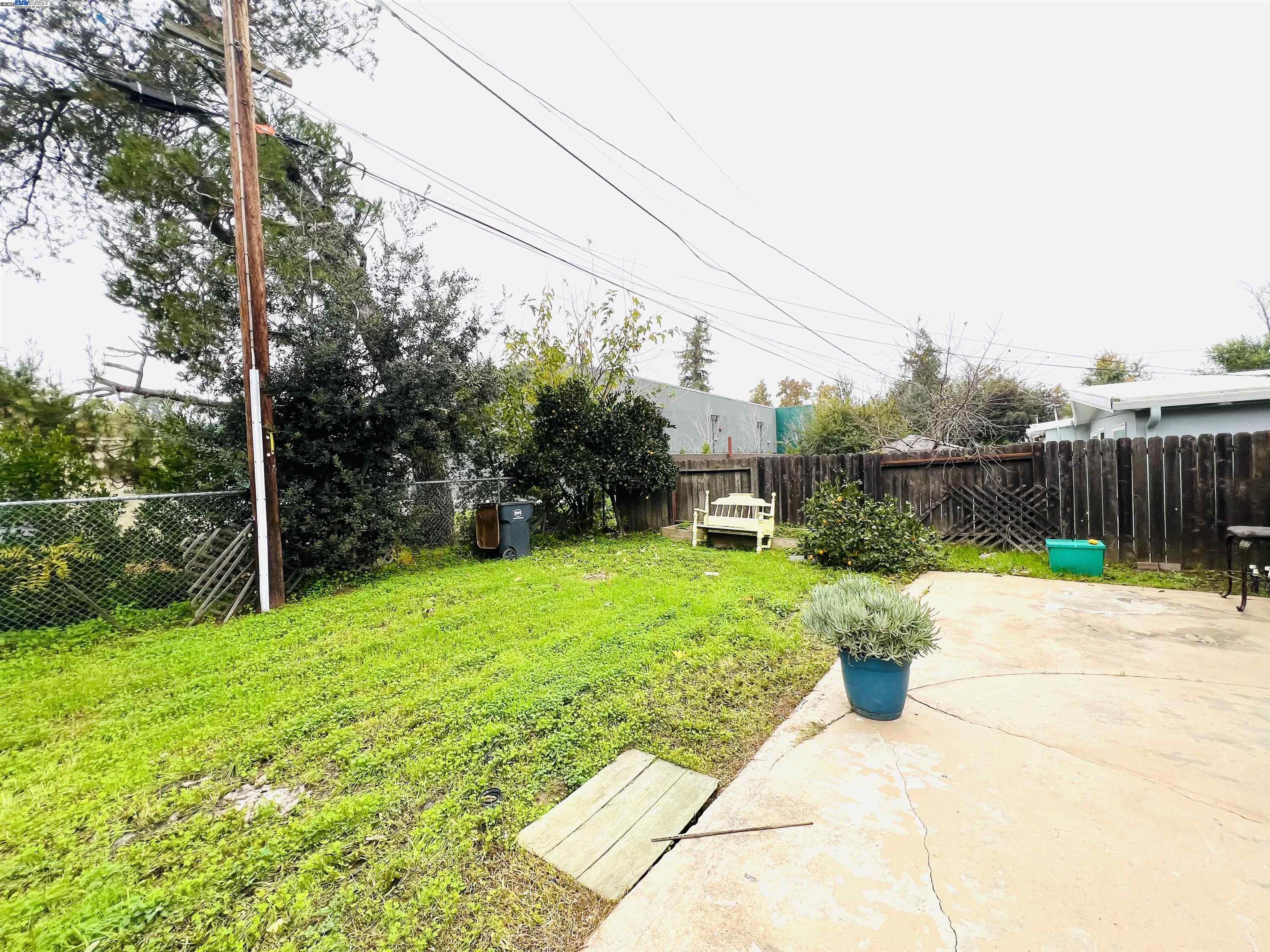 Detail Gallery Image 14 of 14 For 739 M St, Davis,  CA 95616 - 3 Beds | 1 Baths