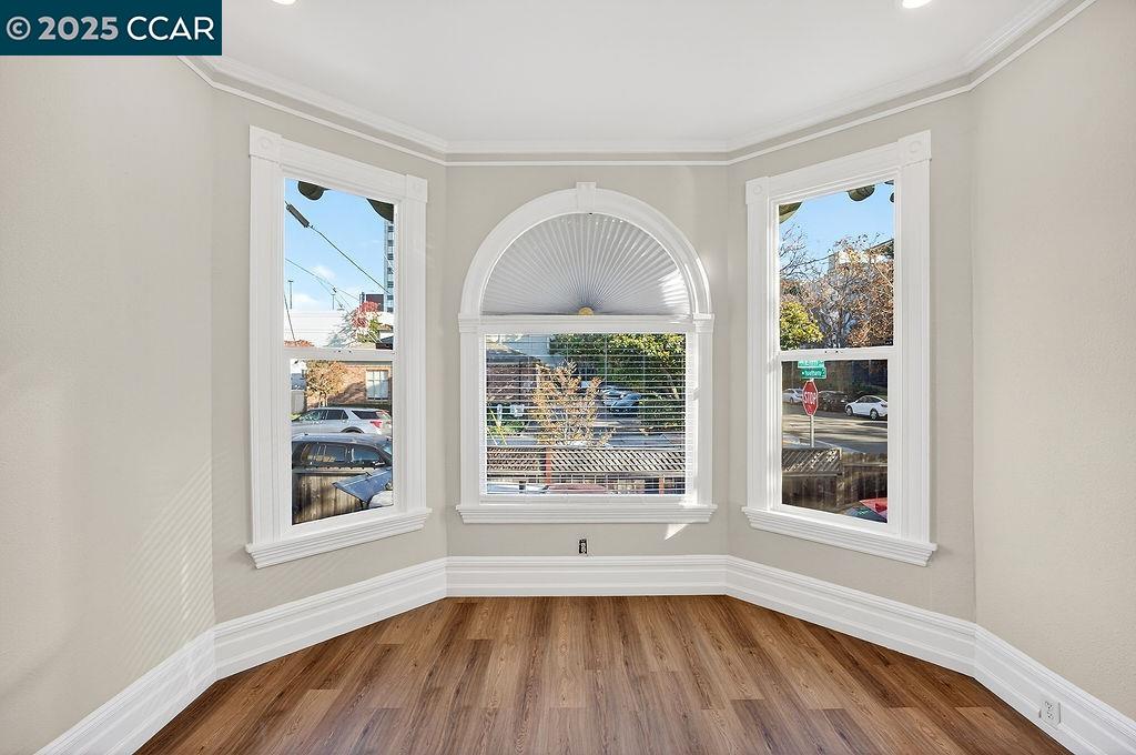 Front Image Thumbnail for CC41119162