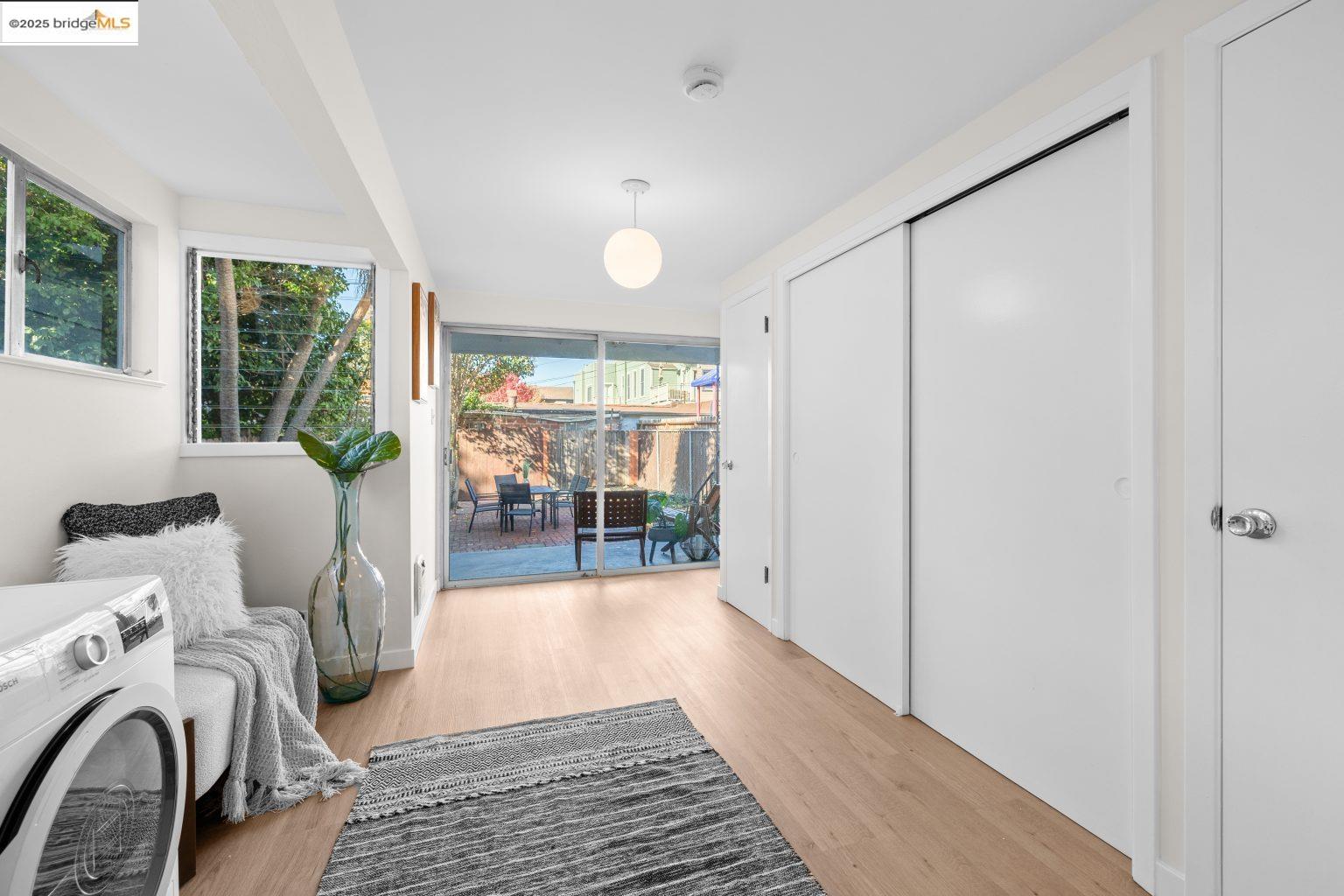 Detail Gallery Image 30 of 41 For 1241 Park Ave, Alameda,  CA 94501 - 2 Beds | 1 Baths