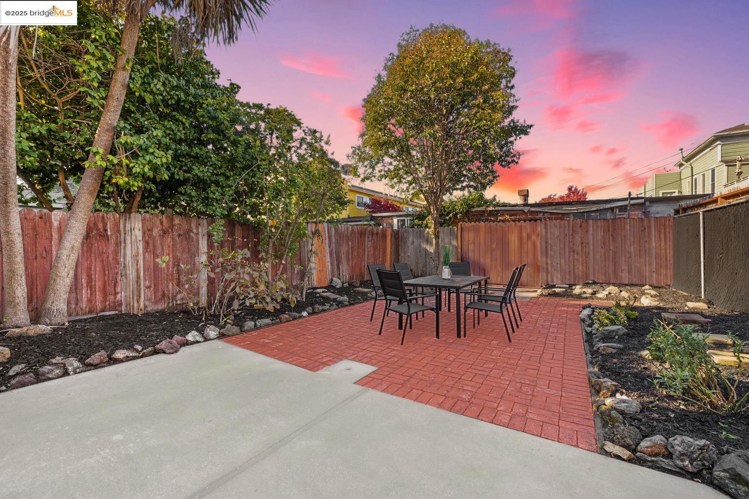 Detail Gallery Image 35 of 41 For 1241 Park Ave, Alameda,  CA 94501 - 2 Beds | 1 Baths