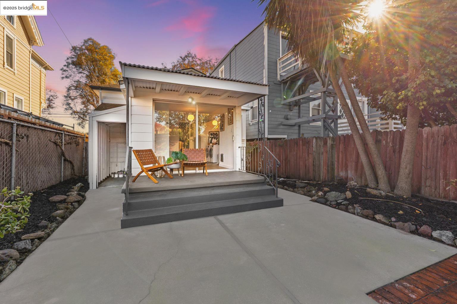 Detail Gallery Image 38 of 41 For 1241 Park Ave, Alameda,  CA 94501 - 2 Beds | 1 Baths