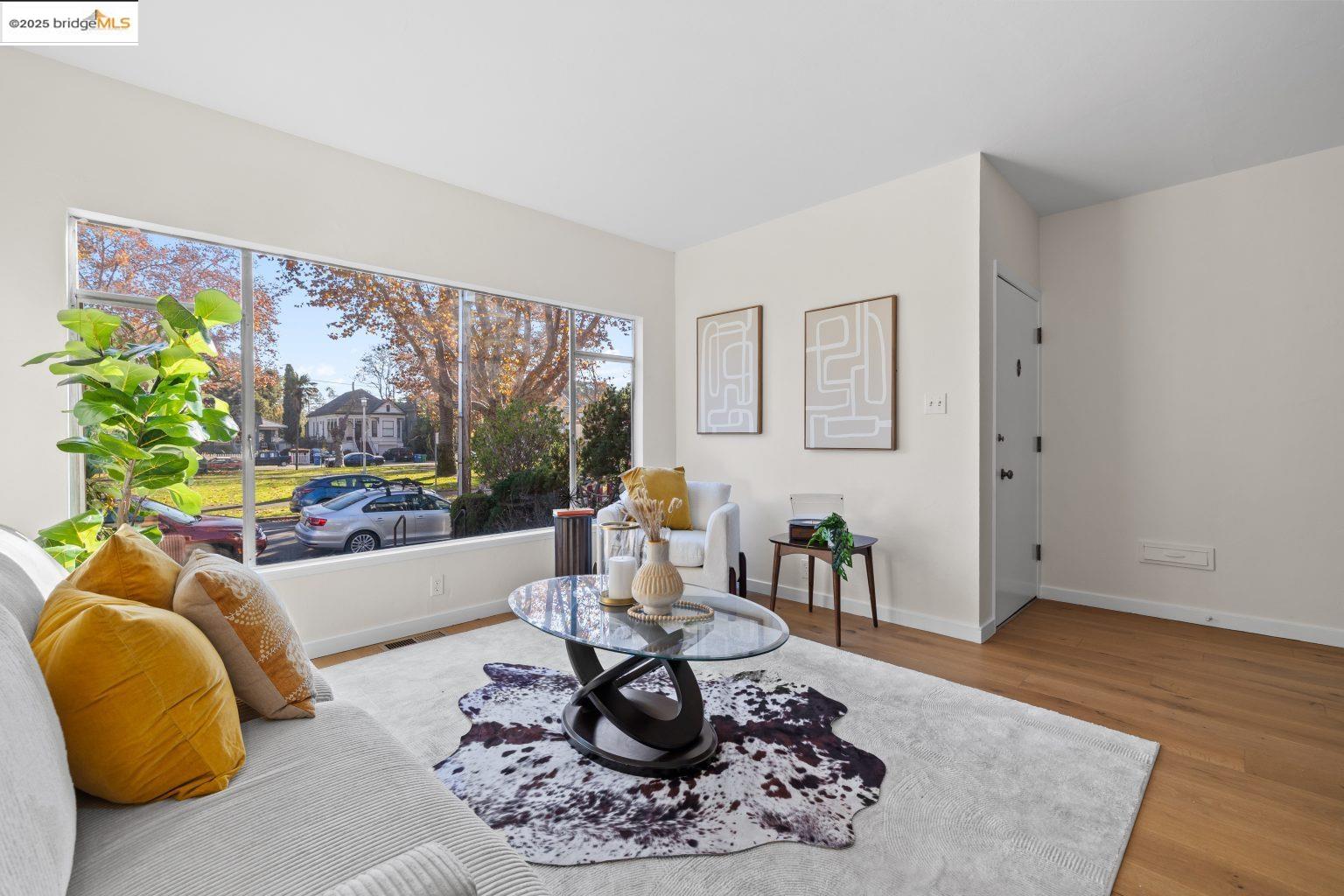 Detail Gallery Image 8 of 41 For 1241 Park Ave, Alameda,  CA 94501 - 2 Beds | 1 Baths