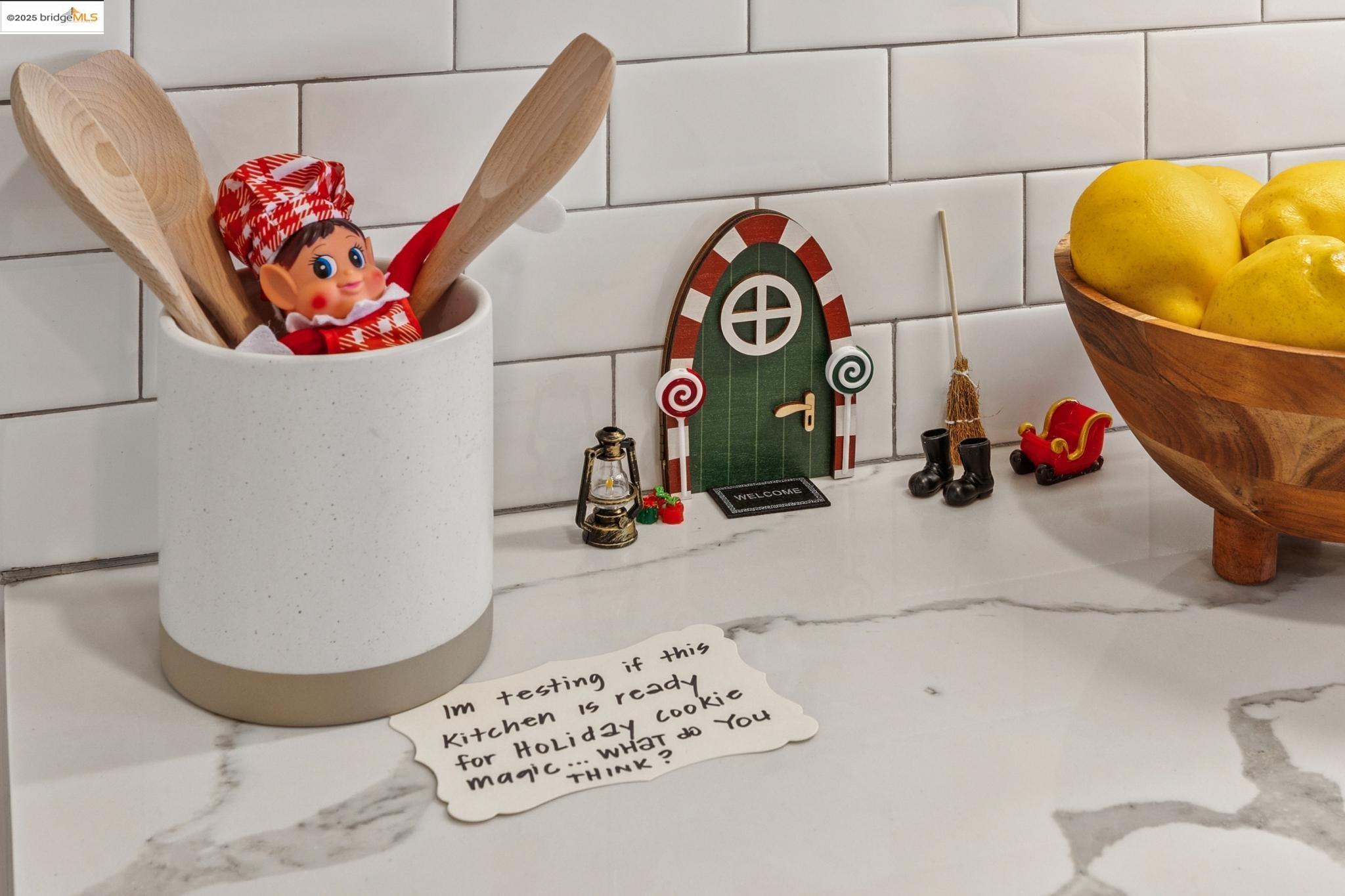 Detail Gallery Image 11 of 43 For 1918 Marguerite Ave, Pleasant Hill,  CA 94523 - 3 Beds | 3 Baths