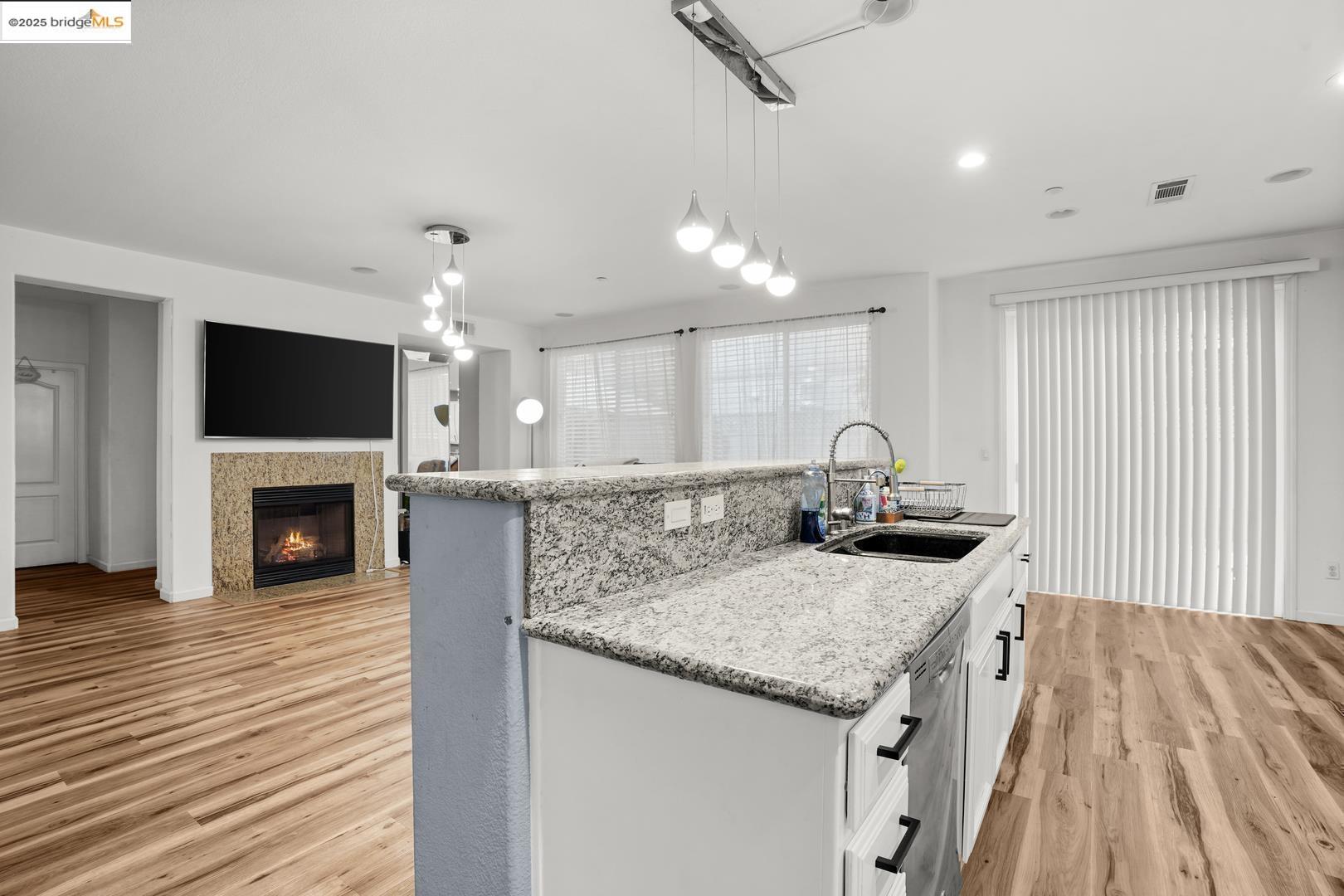 Detail Gallery Image 15 of 37 For 2474 Grant St, Brentwood,  CA 94513 - 4 Beds | 3 Baths