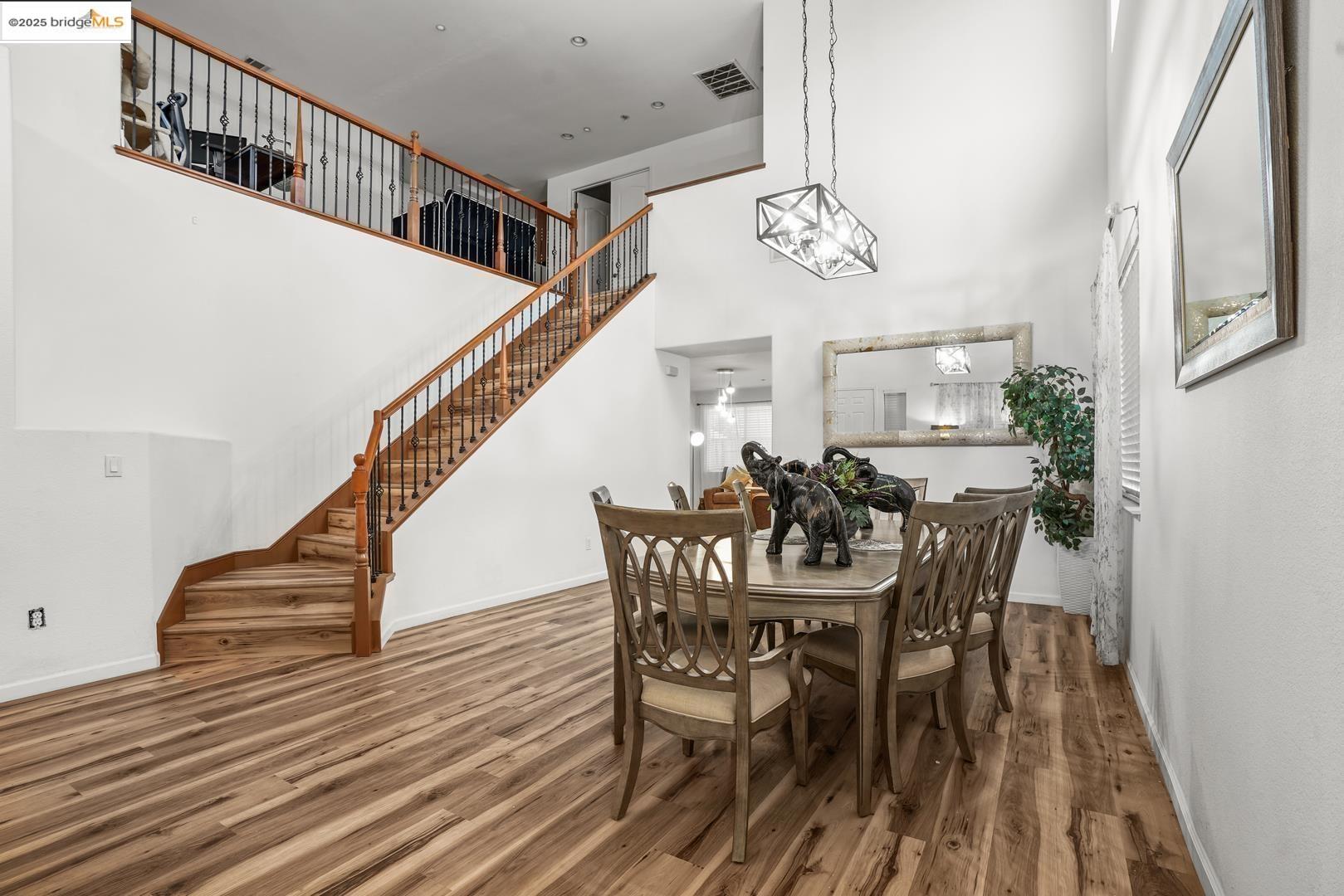 Detail Gallery Image 4 of 37 For 2474 Grant St, Brentwood,  CA 94513 - 4 Beds | 3 Baths