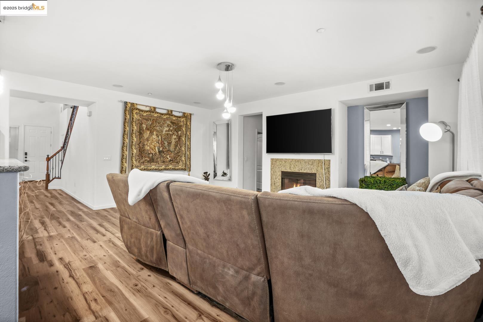 Detail Gallery Image 8 of 37 For 2474 Grant St, Brentwood,  CA 94513 - 4 Beds | 3 Baths