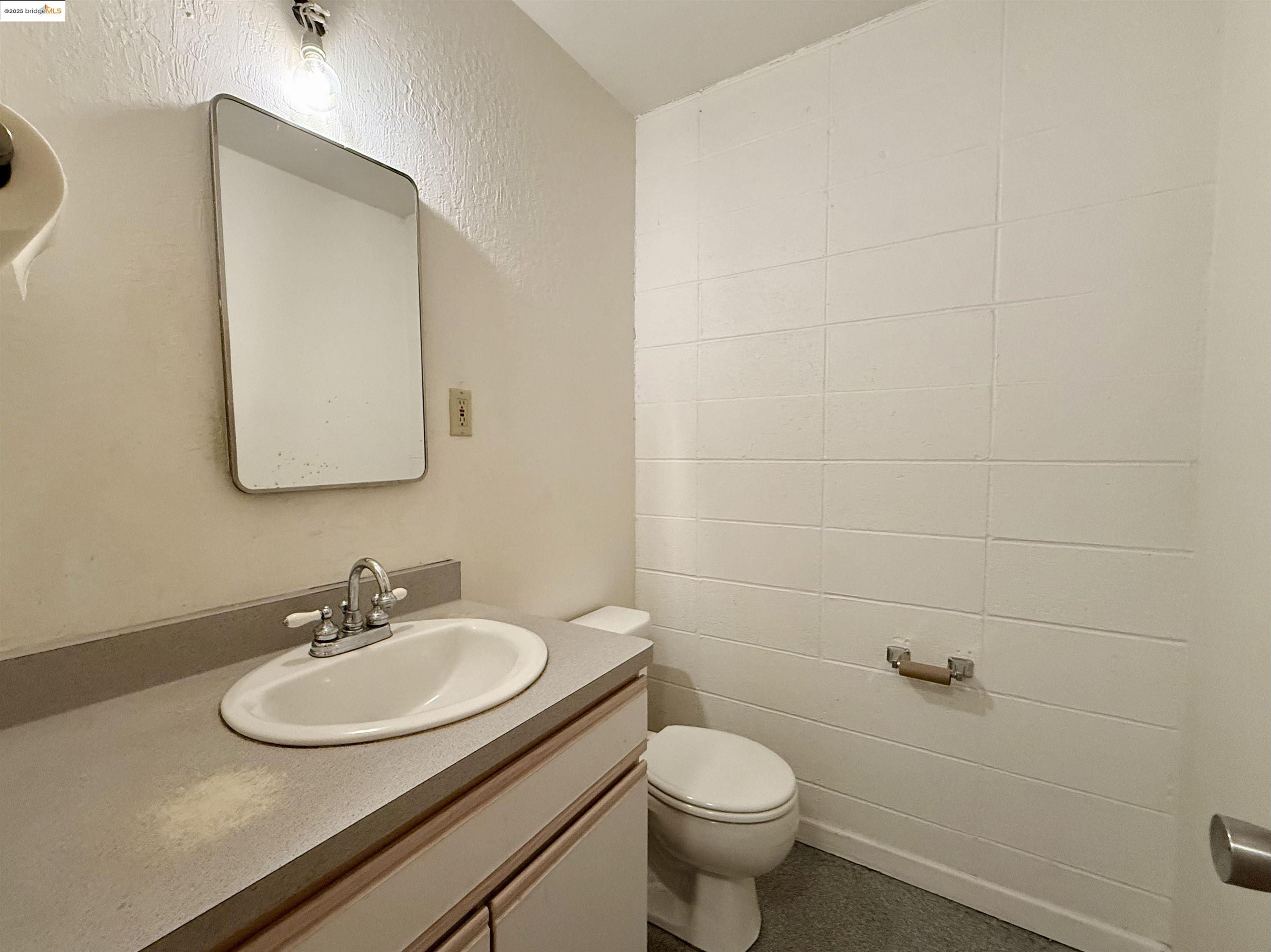 Detail Gallery Image 13 of 21 For 928 San Pablo Ave, Albany,  CA 94706 - – Beds | – Baths