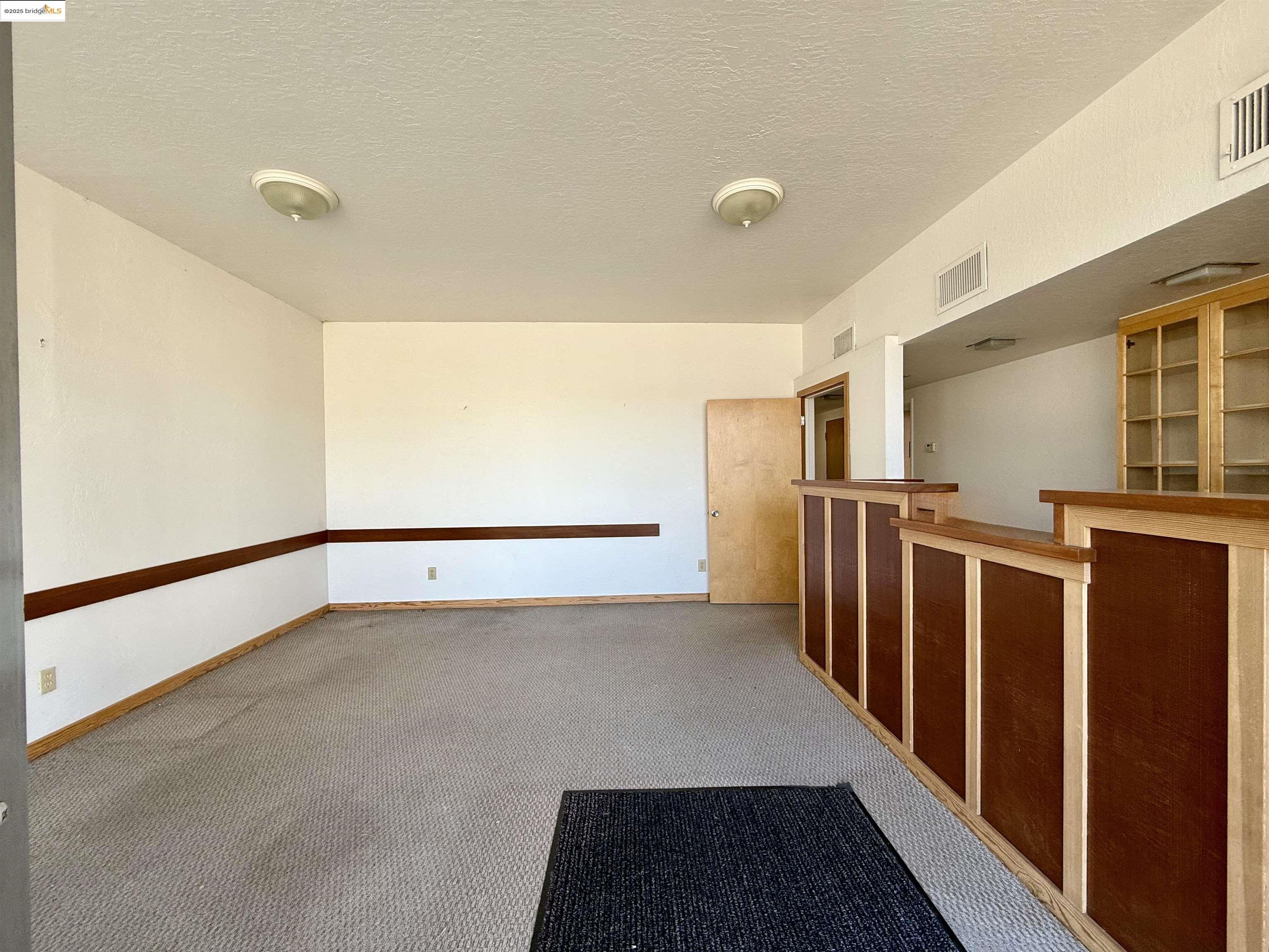 Detail Gallery Image 3 of 21 For 928 San Pablo Ave, Albany,  CA 94706 - – Beds | – Baths