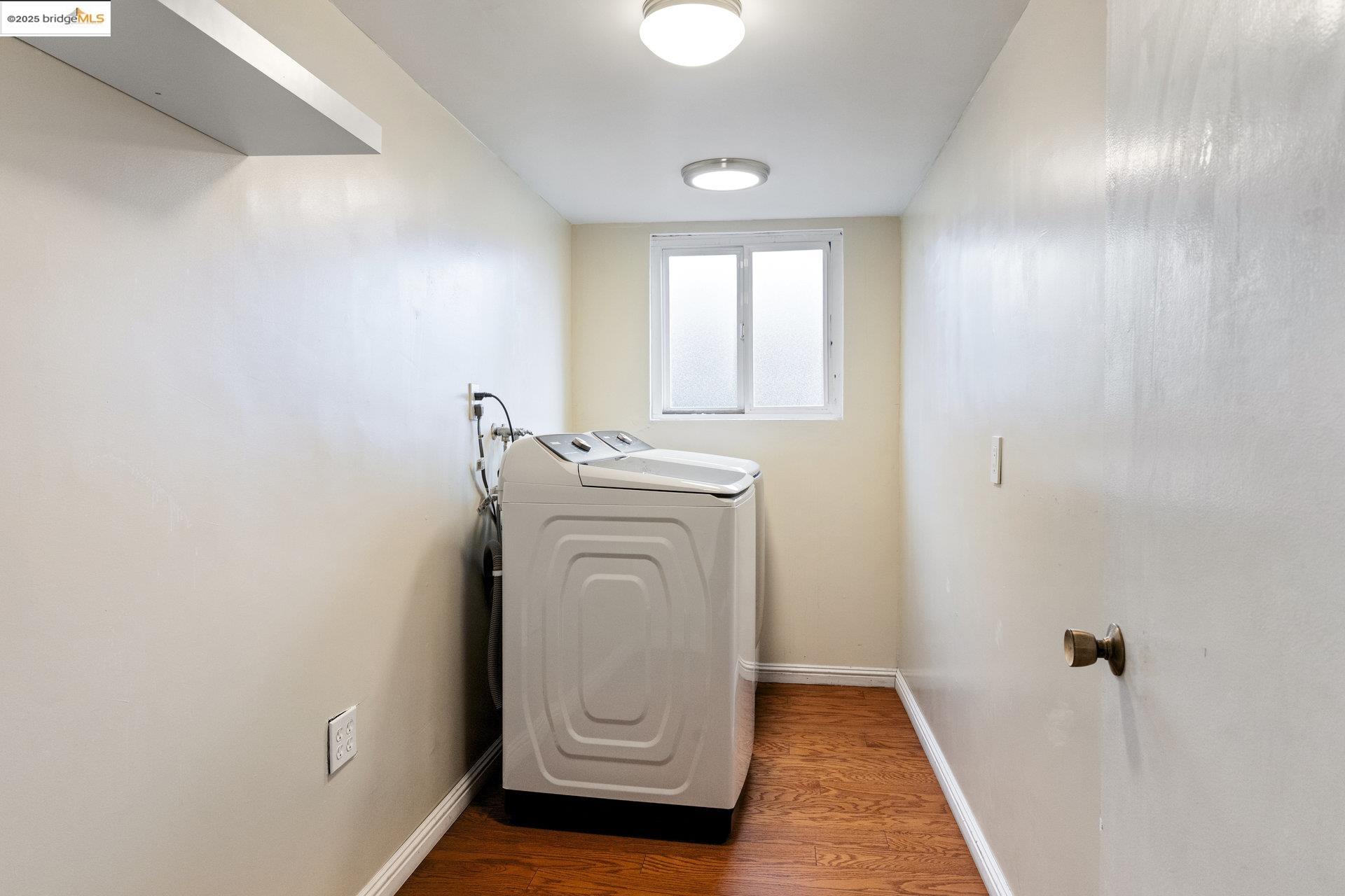 Detail Gallery Image 17 of 33 For 8071 Phaeton, Oakland,  CA 94605 - 3 Beds | 3 Baths