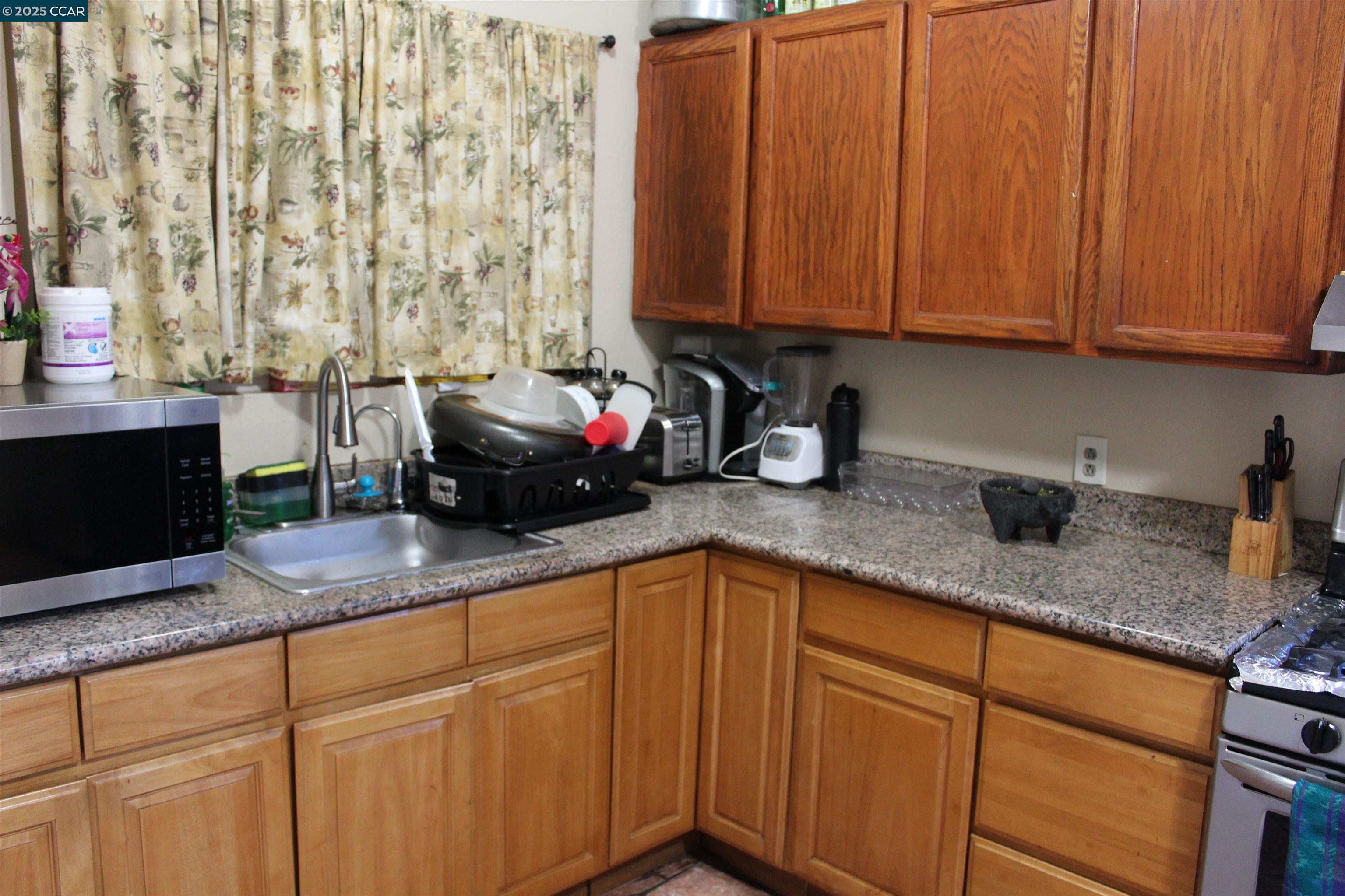 Detail Gallery Image 34 of 58 For 747 9th, Richmond,  CA 94801 - 2 Beds | 1 Baths