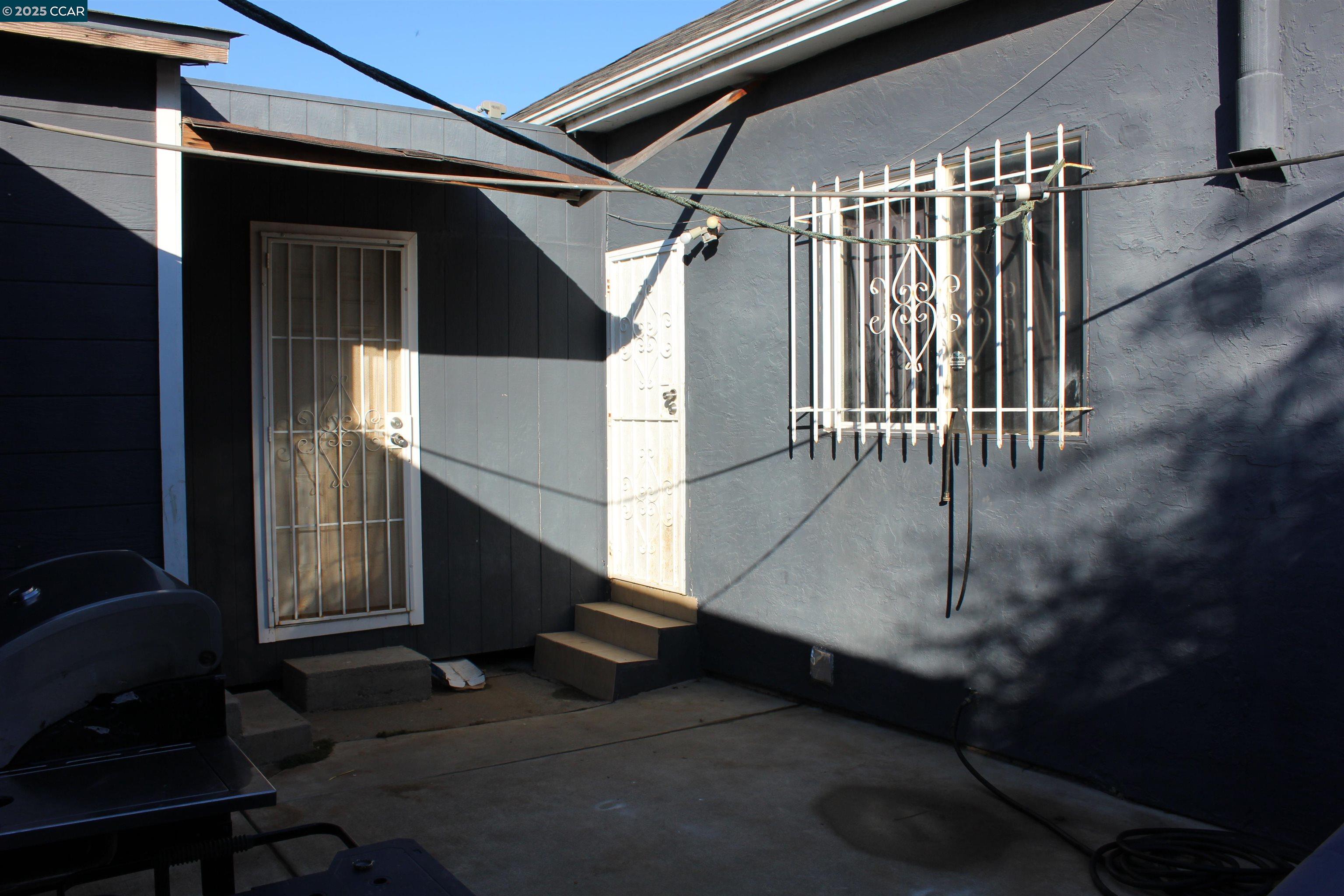 Detail Gallery Image 37 of 58 For 747 9th, Richmond,  CA 94801 - 2 Beds | 1 Baths