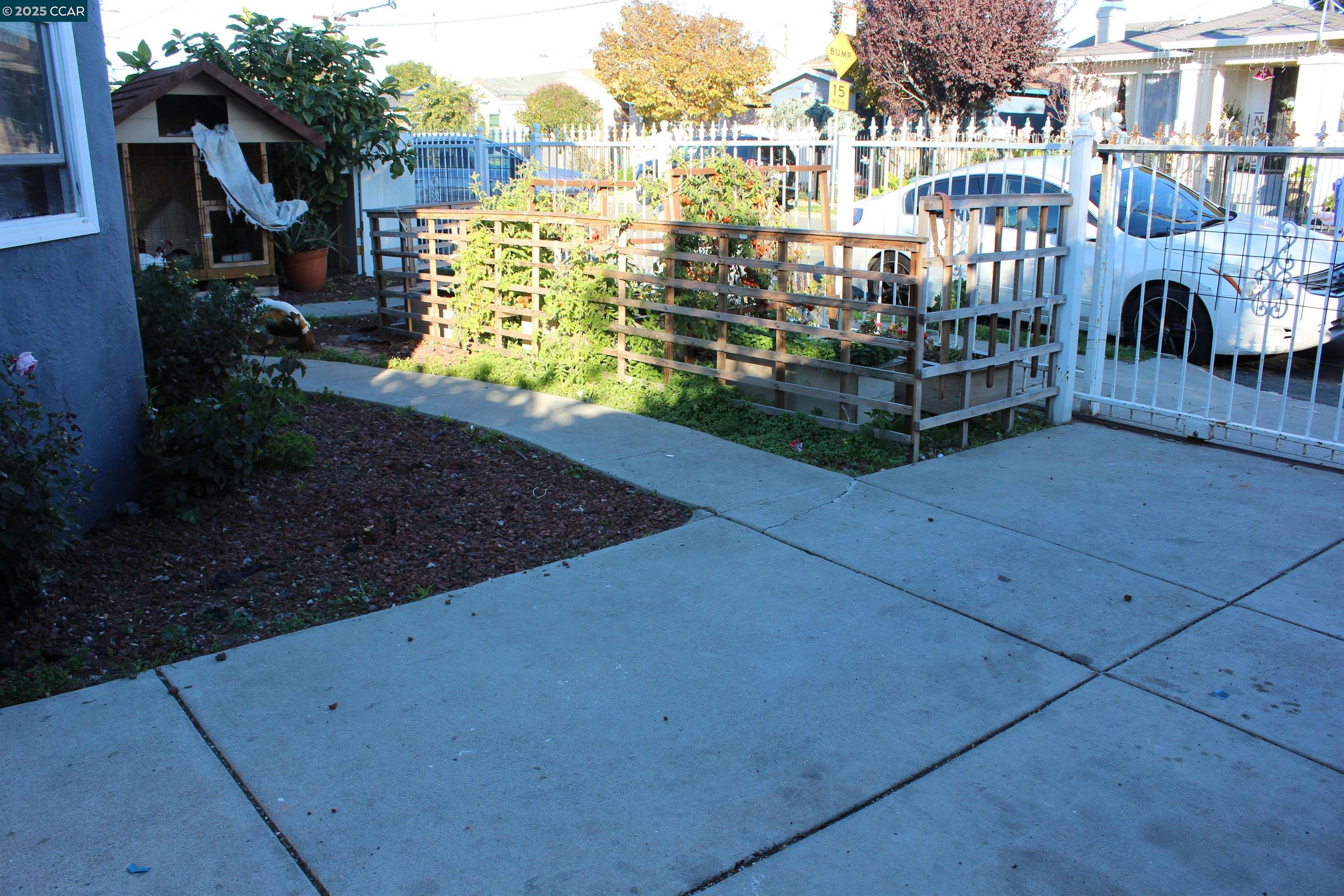 Detail Gallery Image 39 of 58 For 747 9th, Richmond,  CA 94801 - 2 Beds | 1 Baths