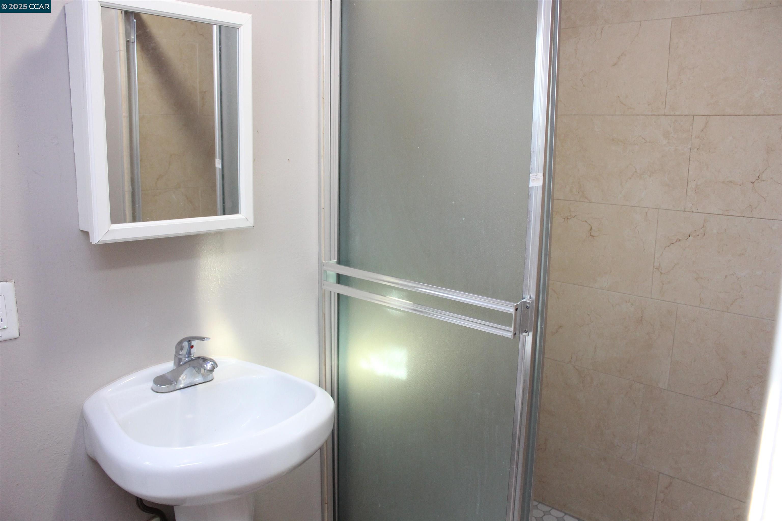 Detail Gallery Image 52 of 58 For 747 9th, Richmond,  CA 94801 - 2 Beds | 1 Baths